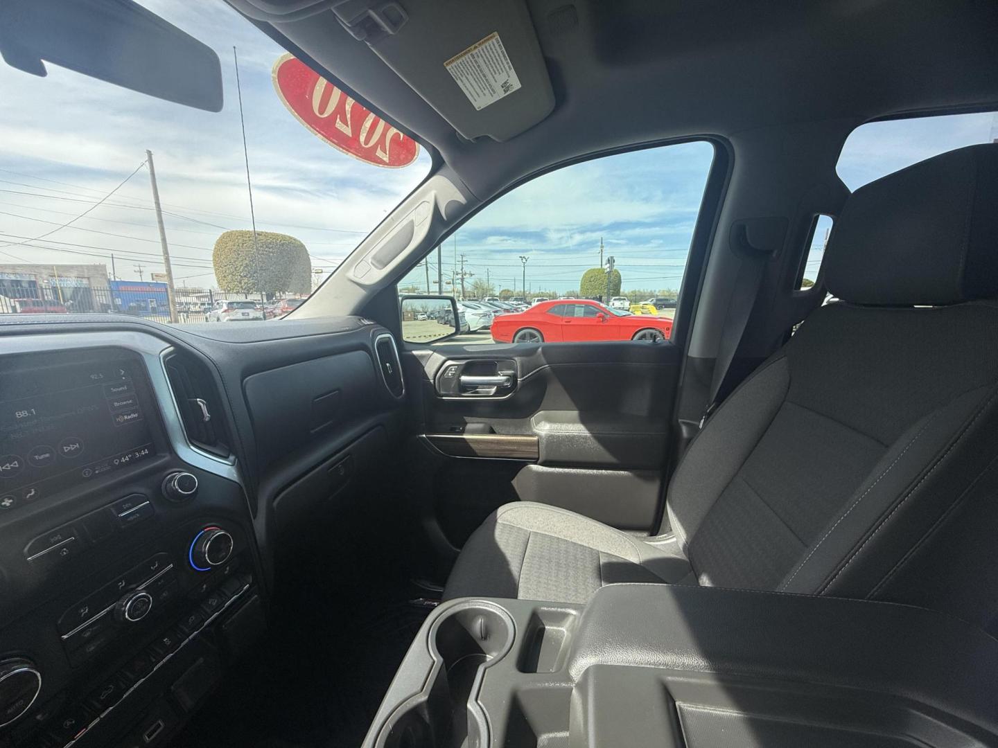 2020 Summit White /Gideon/Very Dark Atmosphere, cloth Gideon/Very Dar Chevrolet Silverado 1500 72104 (3GCUYDET2LG) with an 3.0L L6 DOHC 16V TURBO DIESEL engine, 6-Speed Automatic transmission, located at 2401 E Main St., Grand Prairie, TX, 75050, (972) 262-4440, 32.748981, -96.969643 - Photo#1