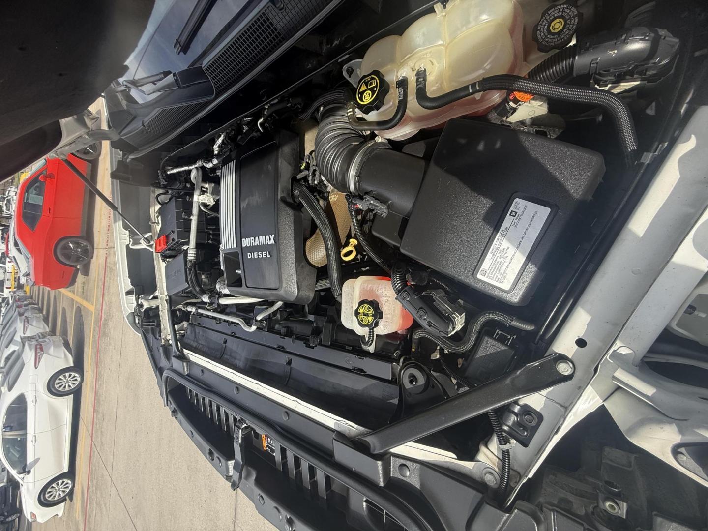 2020 Summit White /Gideon/Very Dark Atmosphere, cloth Gideon/Very Dar Chevrolet Silverado 1500 72104 (3GCUYDET2LG) with an 3.0L L6 DOHC 16V TURBO DIESEL engine, 6-Speed Automatic transmission, located at 2401 E Main St., Grand Prairie, TX, 75050, (972) 262-4440, 32.748981, -96.969643 - Photo#8