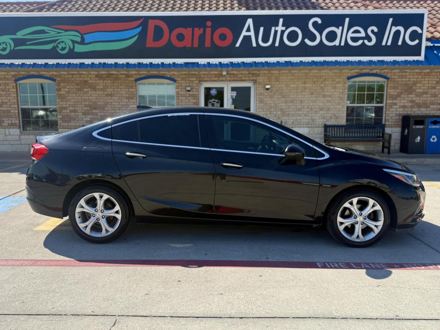 2017 Mosaic Black Metallic /Dark Atmosphere/Medium Atmosphere, leather Jet Bla Chevrolet Cruze 55694 (1G1BF5SM0H7) with an 1.4L L4 DOHC 16V TURBO engine, 6-Speed Automatic transmission, located at 2401 E Main St., Grand Prairie, TX, 75050, (972) 262-4440, 32.748981, -96.969643 - Photo#1