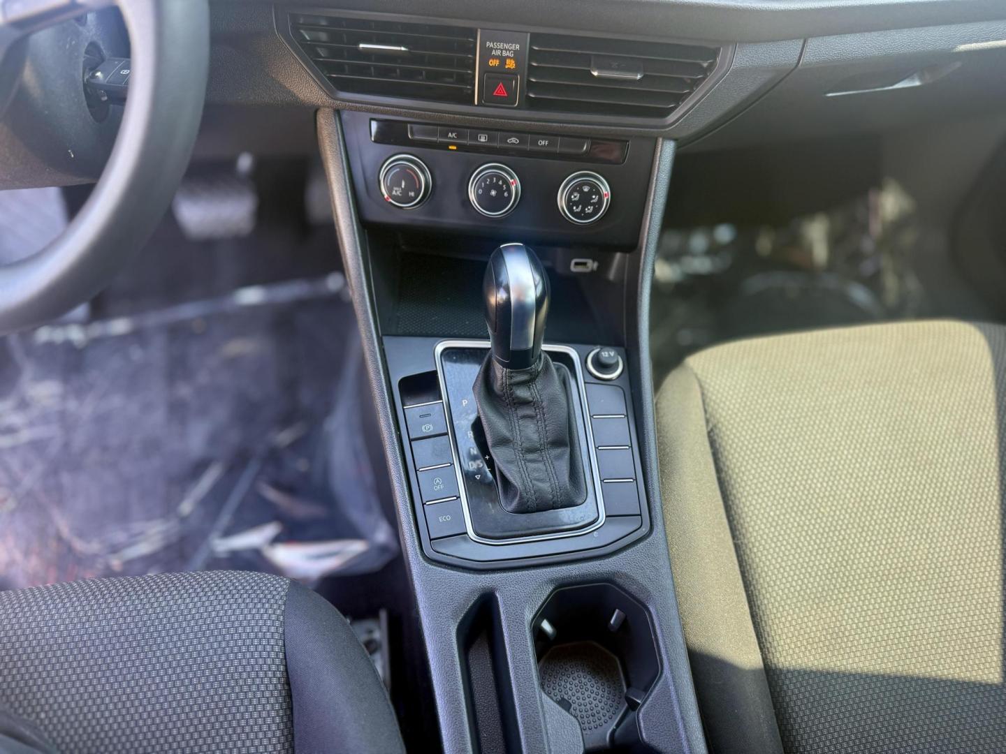 2019 Tornado Red /Storm Gray, cloth Titan Black, cloth Volkswagen Jetta 62580 (3VWC57BUXKM) with an 1.4L L4 DOHC 16V engine, 8-Speed Automatic transmission, located at 2401 E Main St., Grand Prairie, TX, 75050, (972) 262-4440, 32.748981, -96.969643 - Photo#15