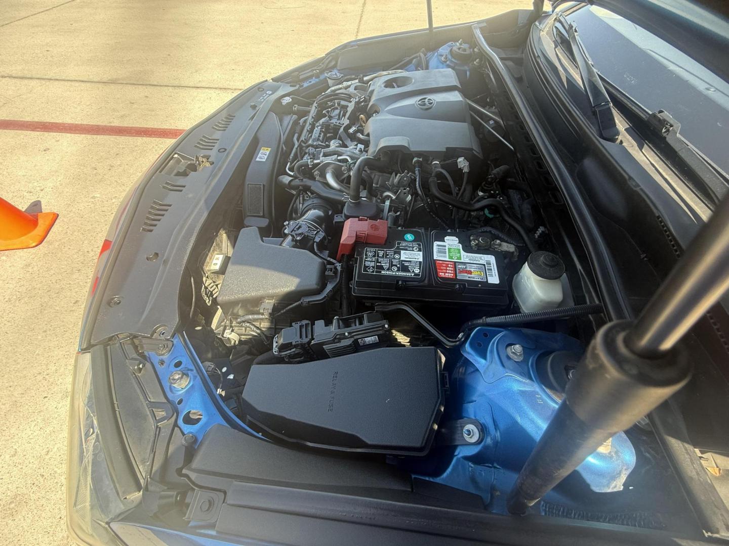 2018 Blue Crush Metallic /Ash, leatherette/cloth Black, leatherette/cloth Toyota Camry 59159 (4T1B11HK7JU) with an 2.5L L4 DOHC 16V engine, 8-Speed Automatic transmission, located at 2401 E Main St., Grand Prairie, TX, 75050, (972) 262-4440, 32.748981, -96.969643 - Photo#8