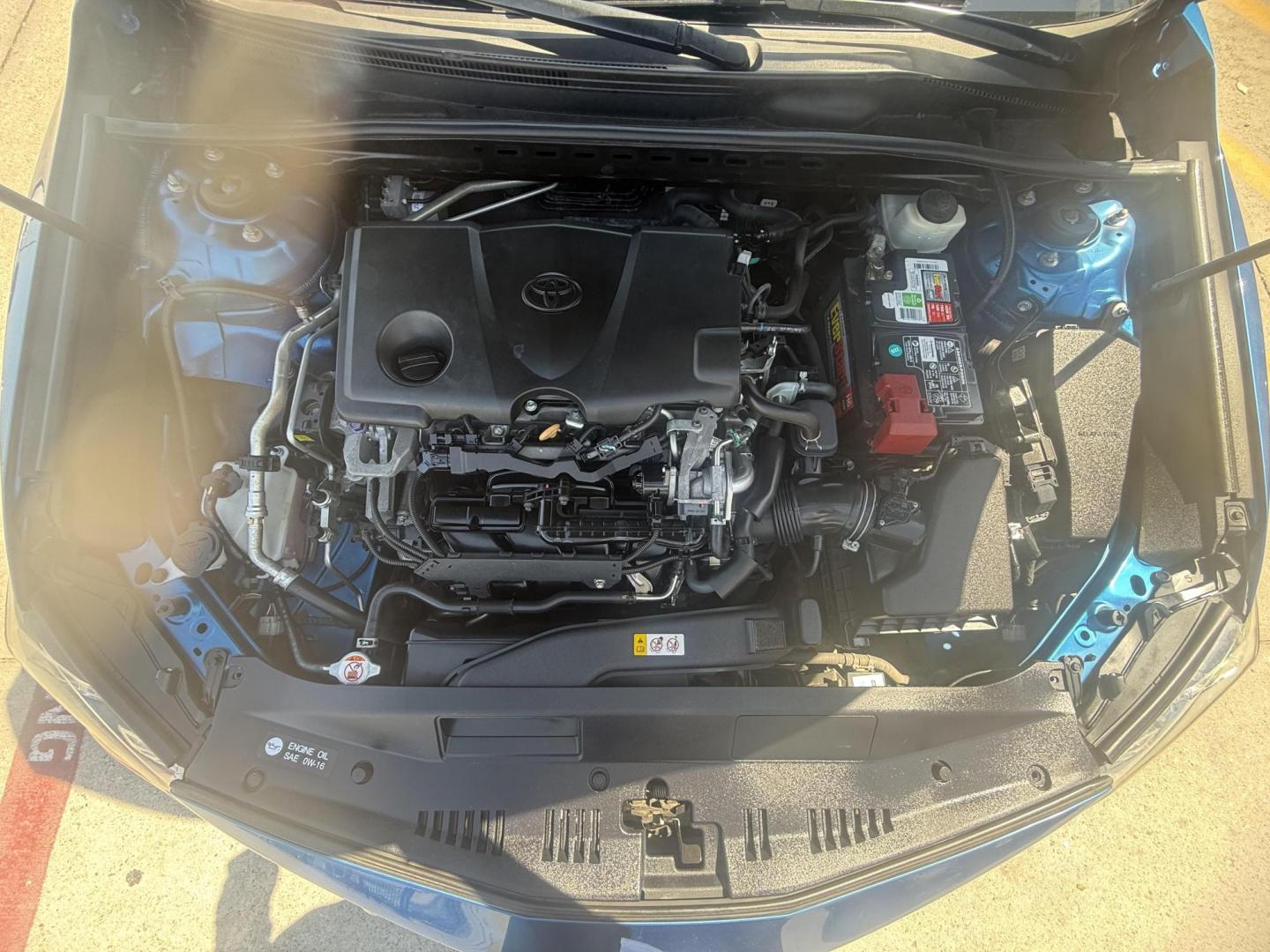 2018 Blue Crush Metallic /Ash, leatherette/cloth Black, leatherette/cloth Toyota Camry 59159 (4T1B11HK7JU) with an 2.5L L4 DOHC 16V engine, 8-Speed Automatic transmission, located at 2401 E Main St., Grand Prairie, TX, 75050, (972) 262-4440, 32.748981, -96.969643 - Photo#14