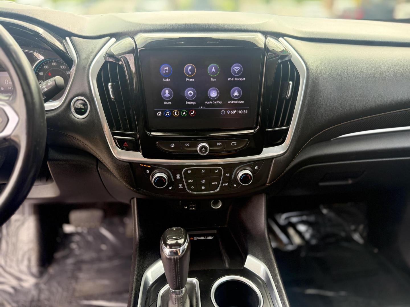 2020 Mosaic Black Metallic /Dark Atmosphere/Medium Ash Gray, leather Jet Black Chevrolet Traverse 70180 (1GNERKKW0LJ) with an 3.6L V6 DOHC 24V engine, 9-Speed Automatic transmission, located at 2401 E Main St., Grand Prairie, TX, 75050, (972) 262-4440, 32.748981, -96.969643 - Photo#16