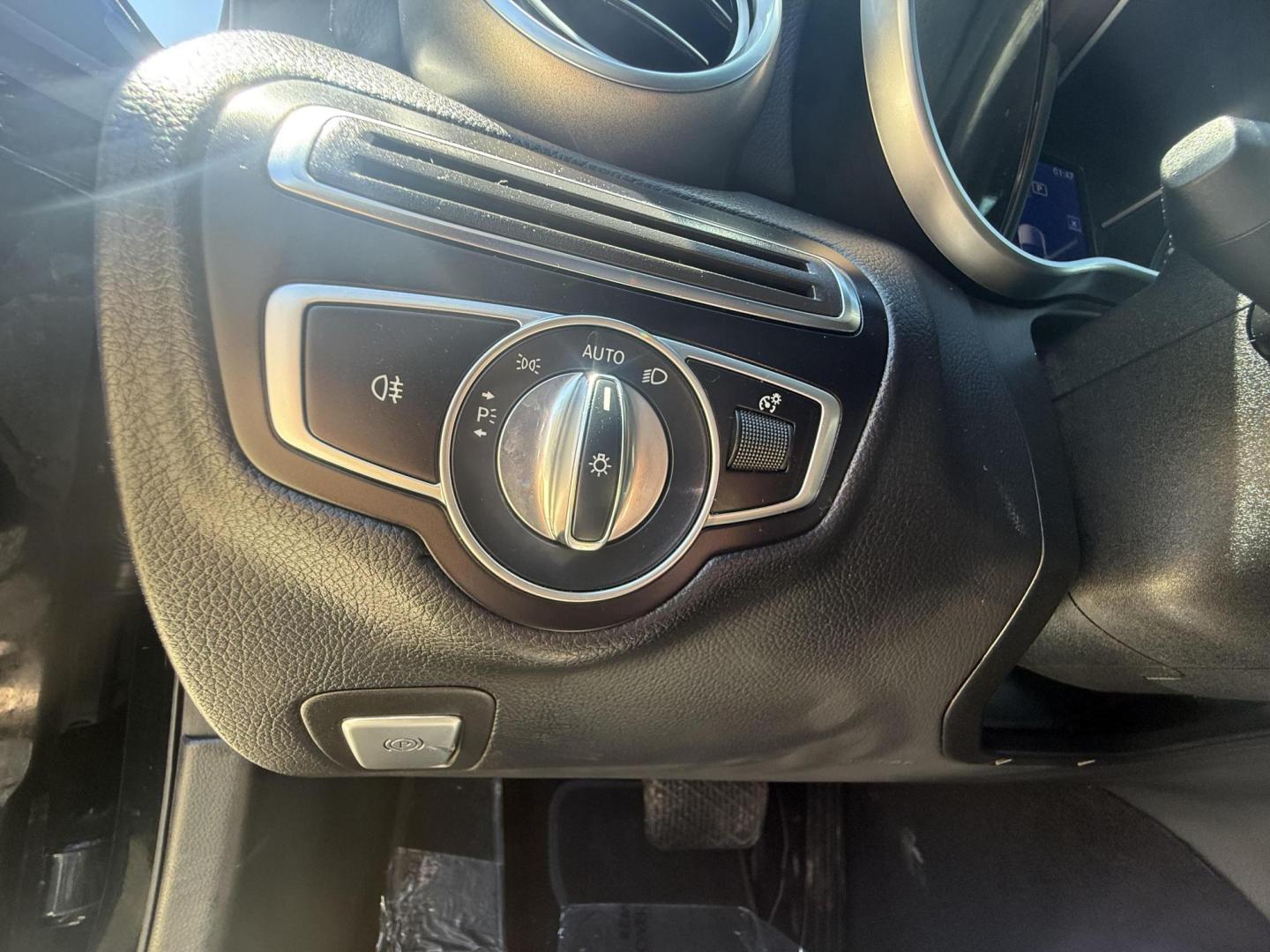 2019 Black /Black, leather Black, leatherette Cranberry Red/Bl Mercedes-Benz C-Class 67250 (55SWF8DB0KU) with an 2.0L L4 DOHC 16V engine, 9-Speed Automatic transmission, located at 2401 E Main St., Grand Prairie, TX, 75050, (972) 262-4440, 32.748981, -96.969643 - Photo#5