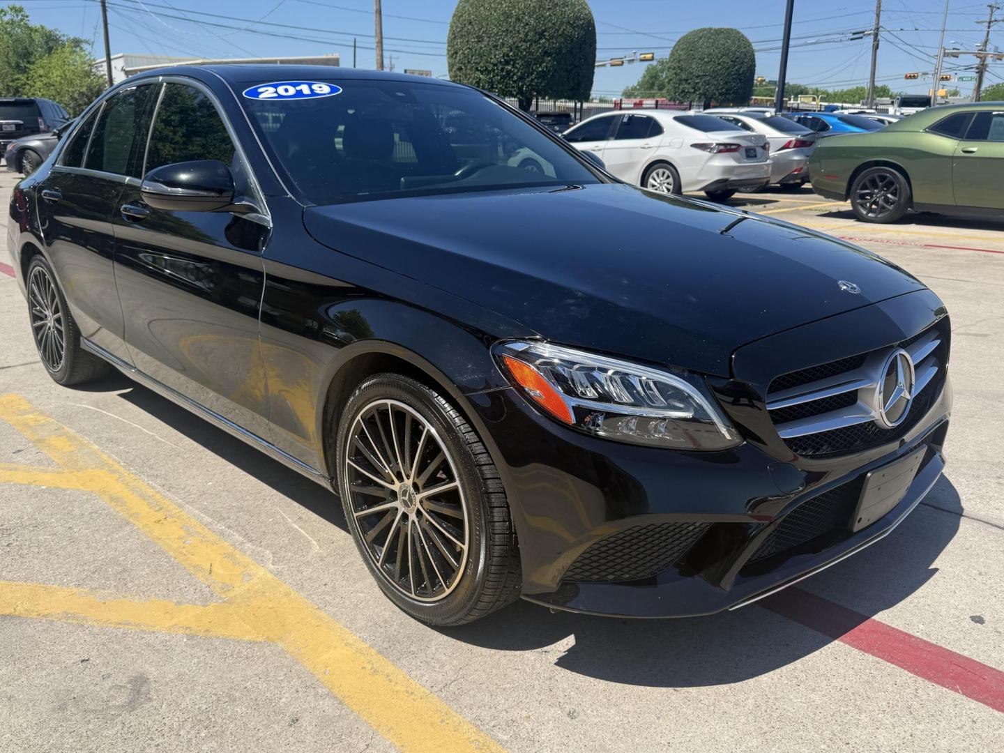 2019 Black /Black, leather Black, leatherette Cranberry Red/Bl Mercedes-Benz C-Class 67250 (55SWF8DB0KU) with an 2.0L L4 DOHC 16V engine, 9-Speed Automatic transmission, located at 2401 E Main St., Grand Prairie, TX, 75050, (972) 262-4440, 32.748981, -96.969643 - Photo#32