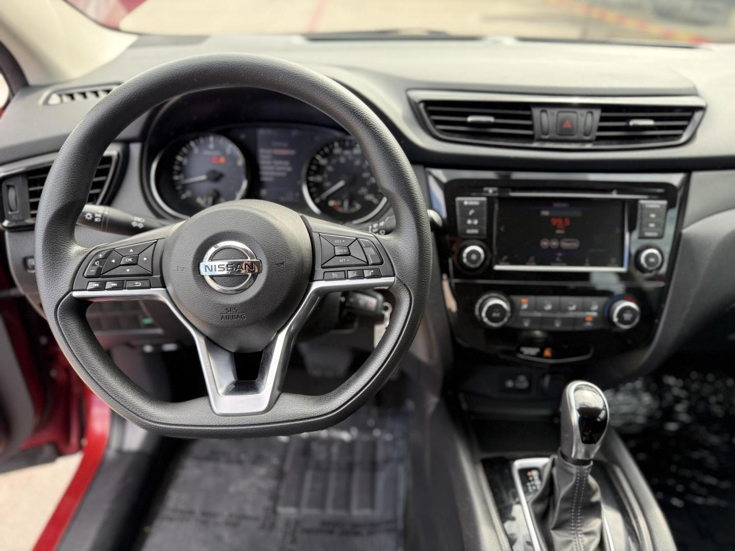 2019 Scarlet Ember Tintcoat /Charcoal, cloth Light Gray, cloth Nissan Rogue Sport 68486 (JN1BJ1CP7KW) with an 2.0L L4 DOHC 16V engine, Continuously Variable Transmission transmission, located at 2401 E Main St., Grand Prairie, TX, 75050, (972) 262-4440, 32.748981, -96.969643 - Photo#14