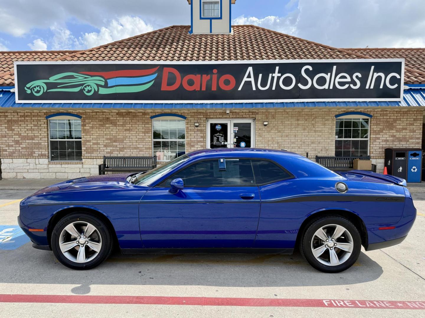 2019 B5 Blue Pearl Coat /Black, cloth Black, premium leather Black/Caramel, Dodge Challenger 66198 (2C3CDZAG9KH) with an 3.6L V6 DOHC 24V engine, 8-Speed Automatic transmission, located at 2401 E Main St., Grand Prairie, TX, 75050, (972) 262-4440, 32.748981, -96.969643 - Photo#1