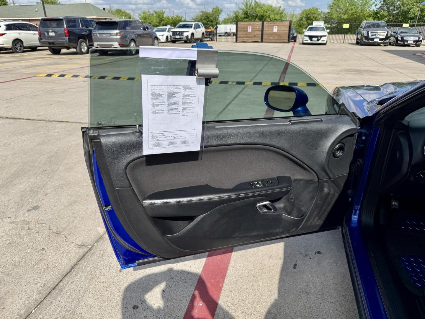 2019 B5 Blue Pearl Coat /Black, cloth Black, premium leather Black/Caramel, Dodge Challenger 66198 (2C3CDZAG9KH) with an 3.6L V6 DOHC 24V engine, 8-Speed Automatic transmission, located at 2401 E Main St., Grand Prairie, TX, 75050, (972) 262-4440, 32.748981, -96.969643 - Photo#9