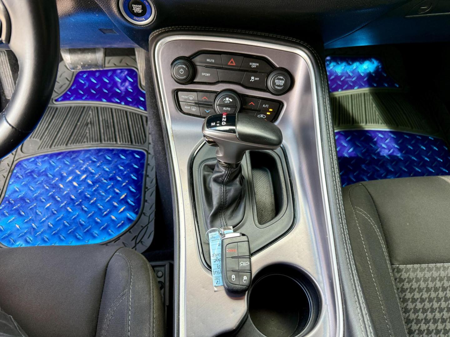 2019 B5 Blue Pearl Coat /Black, cloth Black, premium leather Black/Caramel, Dodge Challenger 66198 (2C3CDZAG9KH) with an 3.6L V6 DOHC 24V engine, 8-Speed Automatic transmission, located at 2401 E Main St., Grand Prairie, TX, 75050, (972) 262-4440, 32.748981, -96.969643 - Photo#16