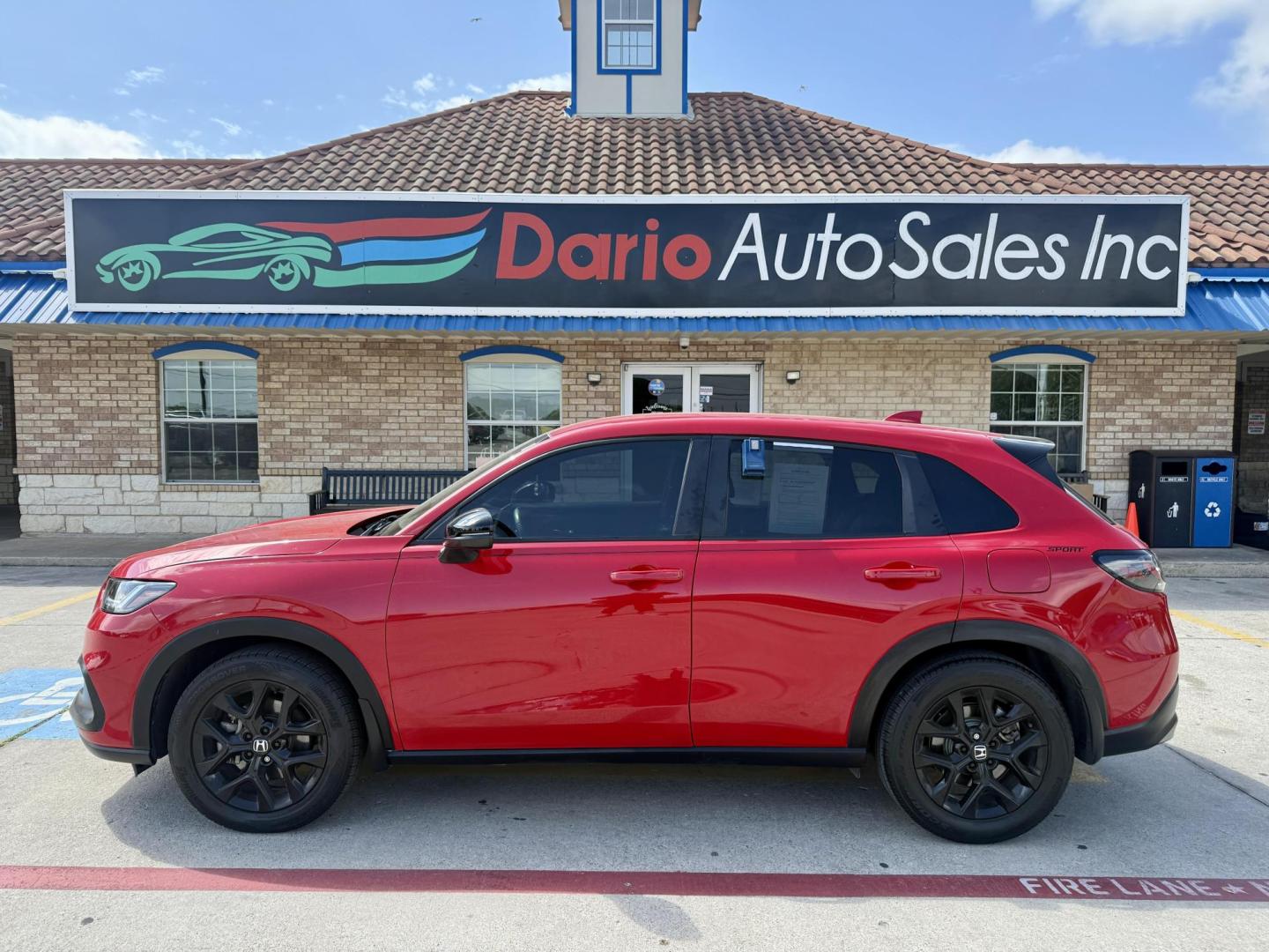 2024 Milano Red /Black Honda HR-V 82735 (3CZRZ1H54RM) with an 1.8L L4 DOHC 16V engine, Continuously Variable Transmission transmission, located at 2401 E Main St., Grand Prairie, TX, 75050, (972) 262-4440, 32.748981, -96.969643 - Photo#1