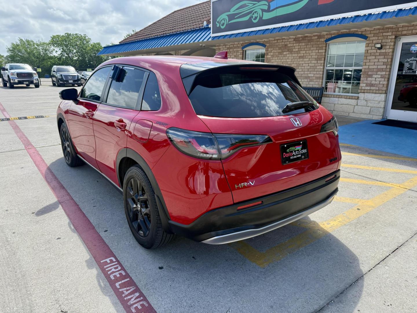 2024 Milano Red /Black Honda HR-V 82735 (3CZRZ1H54RM) with an 1.8L L4 DOHC 16V engine, Continuously Variable Transmission transmission, located at 2401 E Main St., Grand Prairie, TX, 75050, (972) 262-4440, 32.748981, -96.969643 - Photo#2