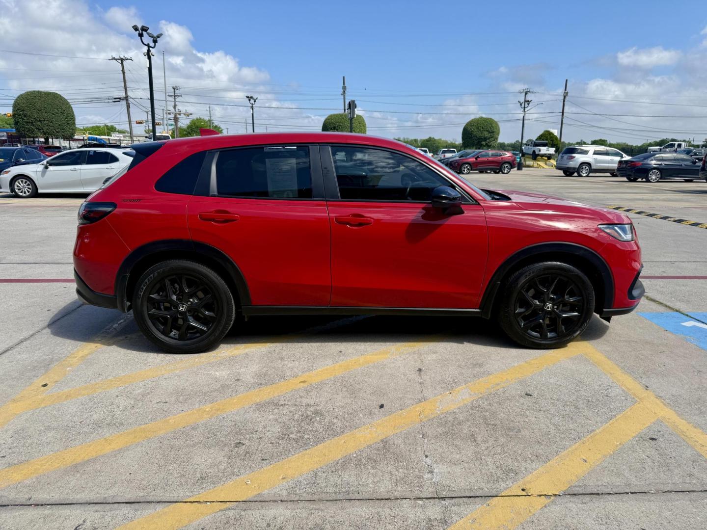 2024 Milano Red /Black Honda HR-V 82735 (3CZRZ1H54RM) with an 1.8L L4 DOHC 16V engine, Continuously Variable Transmission transmission, located at 2401 E Main St., Grand Prairie, TX, 75050, (972) 262-4440, 32.748981, -96.969643 - Photo#6