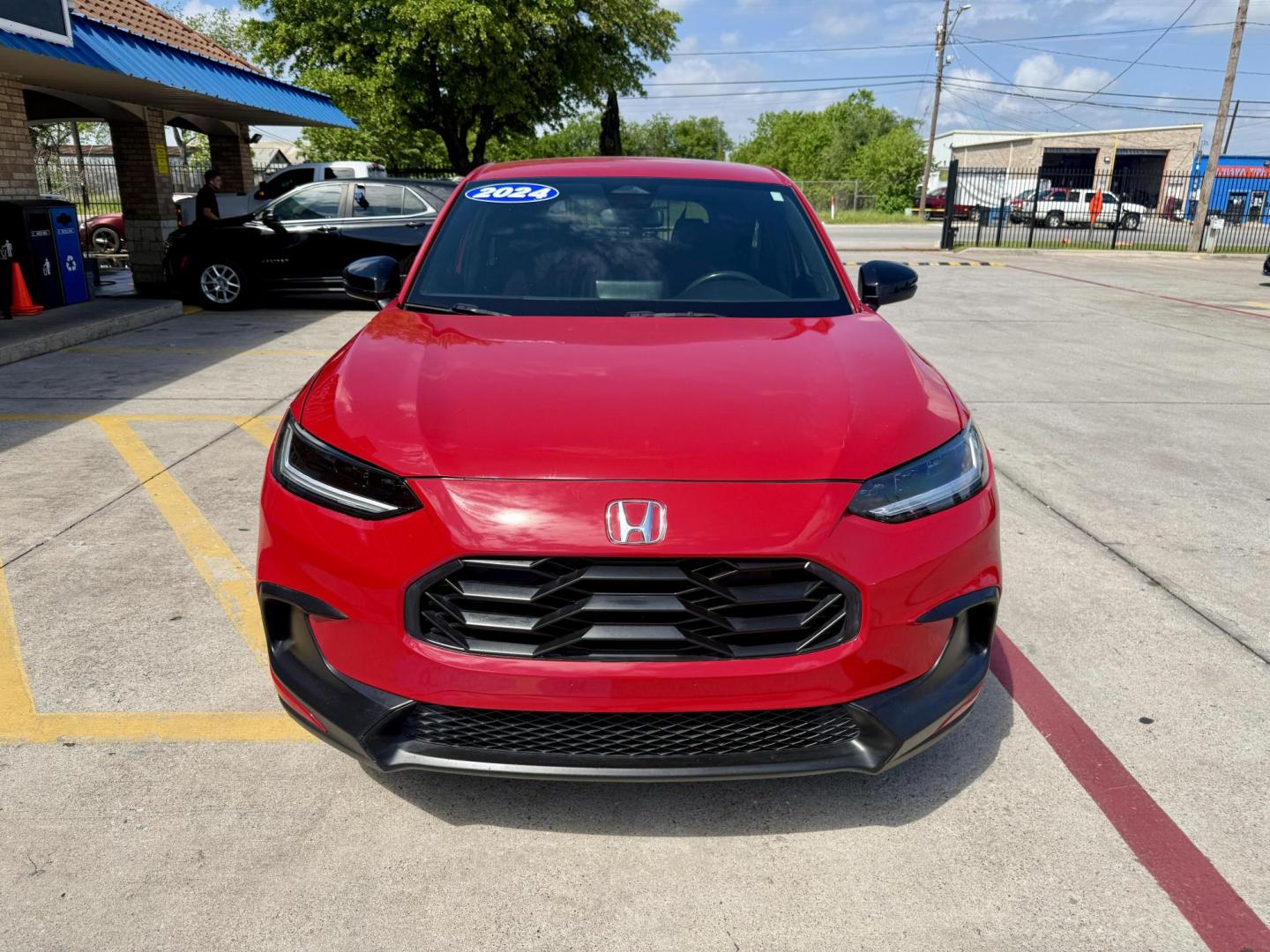 2024 Milano Red /Black Honda HR-V 82735 (3CZRZ1H54RM) with an 1.8L L4 DOHC 16V engine, Continuously Variable Transmission transmission, located at 2401 E Main St., Grand Prairie, TX, 75050, (972) 262-4440, 32.748981, -96.969643 - Photo#8