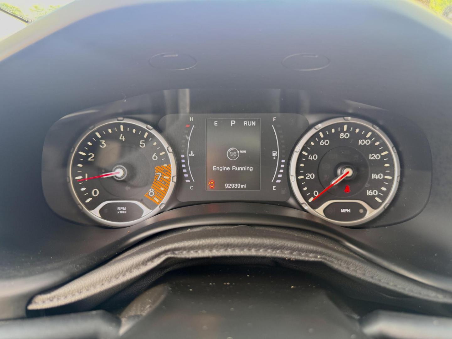 2020 /Black, premium cloth Black/Sandstorm, premium clot Jeep Renegade 70682 (ZACNJABB7LP) with an 2.4L L4 DOHC 16V engine, 9-Speed Automatic transmission, located at 2401 E Main St., Grand Prairie, TX, 75050, (972) 262-4440, 32.748981, -96.969643 - Photo#14