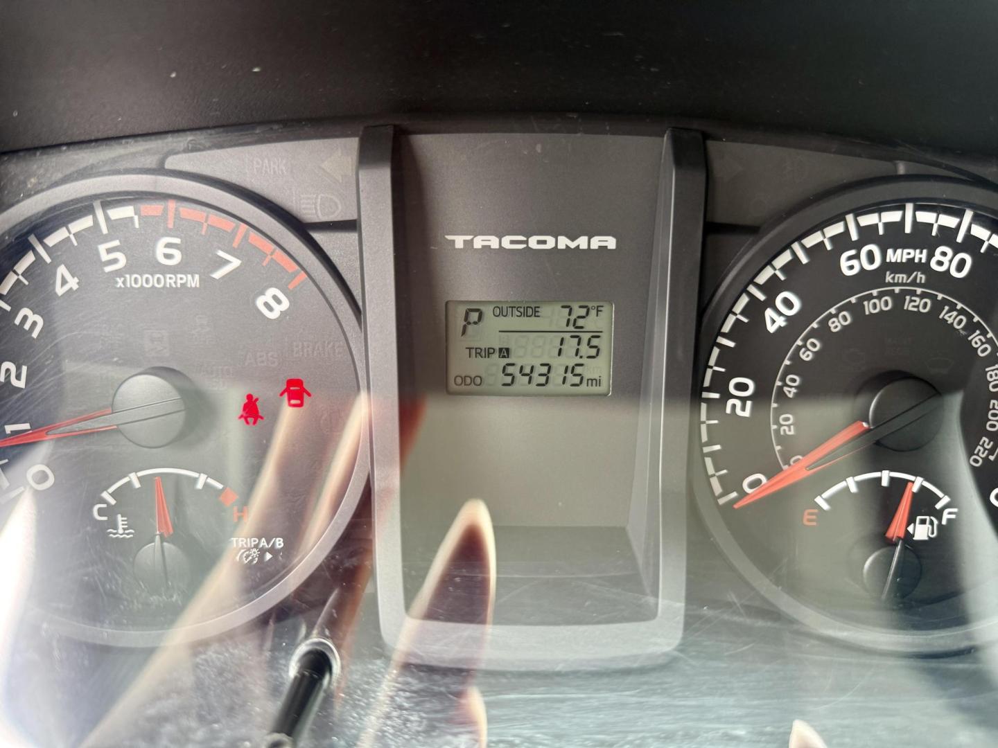 2016 Super White /Black/Caramel, cloth Black/Red, cloth Cement Gray, Toyota Tacoma 53500 (5TFRX5GN5GX) with an 2.7L L4 DOHC 16V engine, 6-Speed Automatic transmission, located at 2401 E Main St., Grand Prairie, TX, 75050, (972) 262-4440, 32.748981, -96.969643 - Photo#13