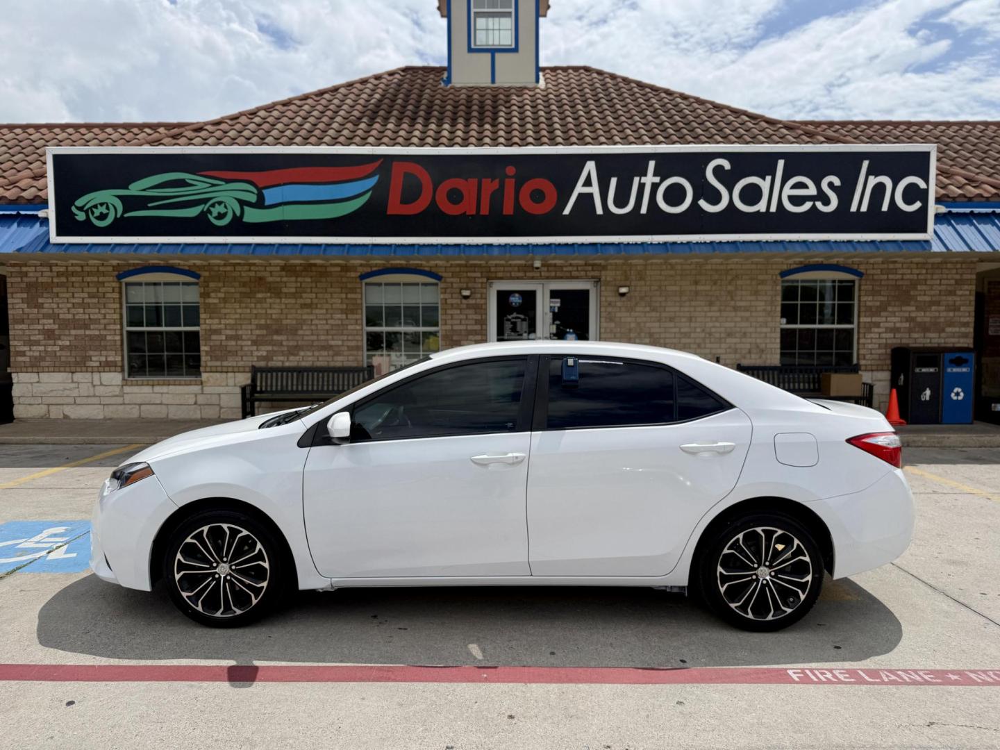 2016 Super White /Amber Fabric, cloth Ash Fabric, cloth Ivory Fabric Toyota Corolla 52980 (5YFBURHE3GP) with an 1.8L L4 DOHC 16V engine, Continuously Variable Transmission transmission, located at 2401 E Main St., Grand Prairie, TX, 75050, (972) 262-4440, 32.748981, -96.969643 - Photo#1