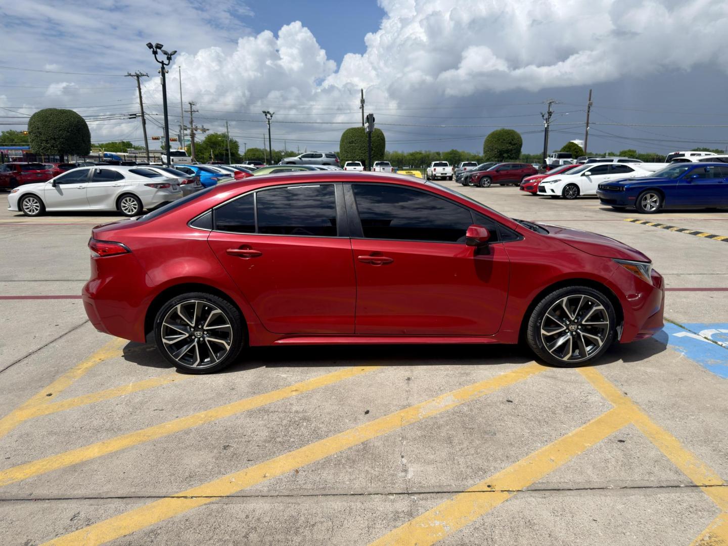 2020 Barcelona Red Metallic /Black, premium cloth Light Gray, premium cloth Mac Toyota Corolla 69675 (JTDEPRAE7LJ) with an 1.8L L4 DOHC 16V engine, Continuously Variable Transmission transmission, located at 2401 E Main St., Grand Prairie, TX, 75050, (972) 262-4440, 32.748981, -96.969643 - Photo#5
