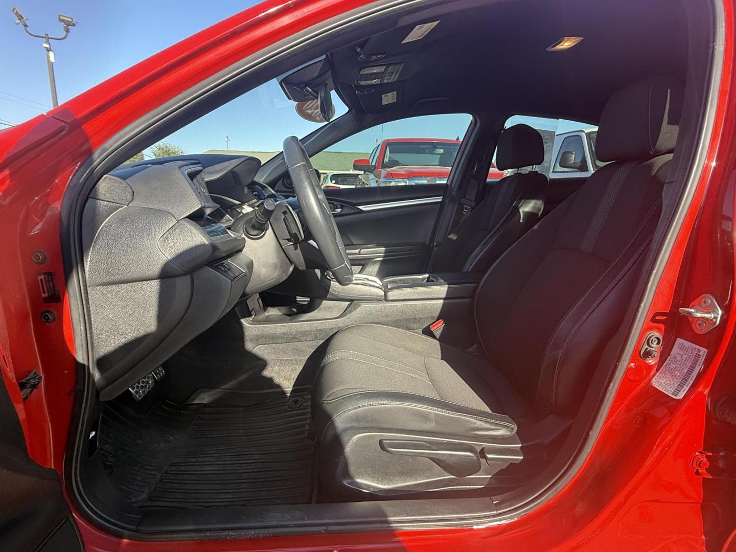 2020 Rallye Red /Black, cloth Gray, cloth Ivory, cloth Honda Civic 72391 (2HGFC2F82LH) with an 2.0L L4 DOHC 16V engine, Continuously Variable Transmission transmission, located at 2401 E Main St., Grand Prairie, TX, 75050, (972) 262-4440, 32.748981, -96.969643 - Photo#7