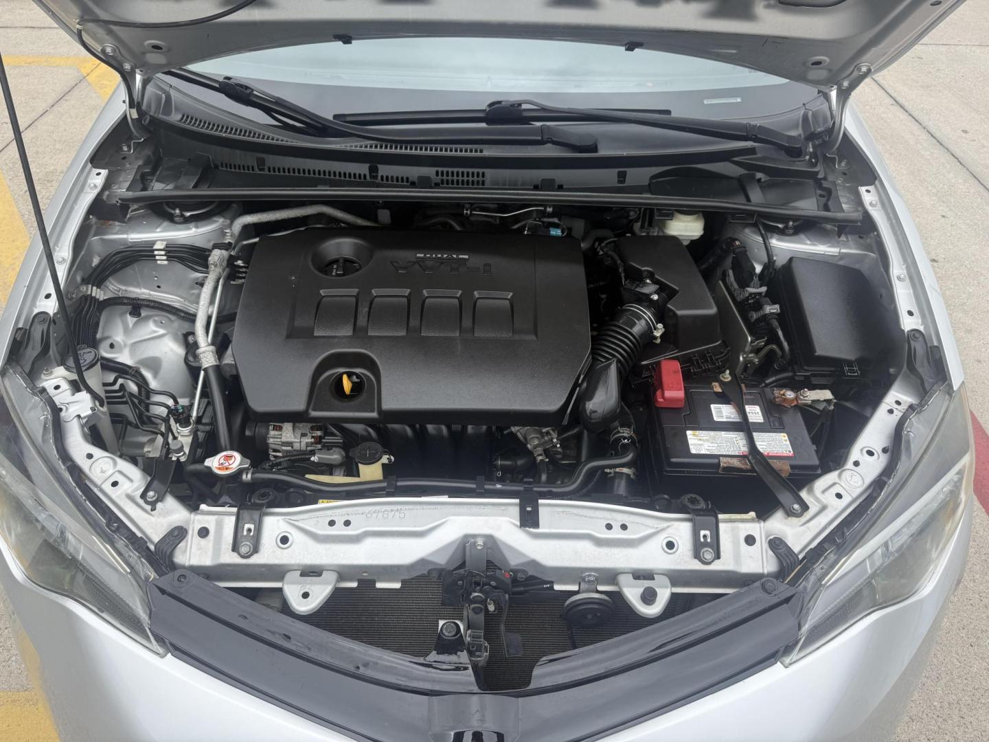 2019 Classic Silver Metallic /Almond, premium cloth Ash/Dark Gray, premium cloth Toyota Corolla 62851 (2T1BURHEXKC) with an 1.8L L4 DOHC 16V engine, Continuously Variable Transmission transmission, located at 2401 E Main St., Grand Prairie, TX, 75050, (972) 262-4440, 32.748981, -96.969643 - Photo#20