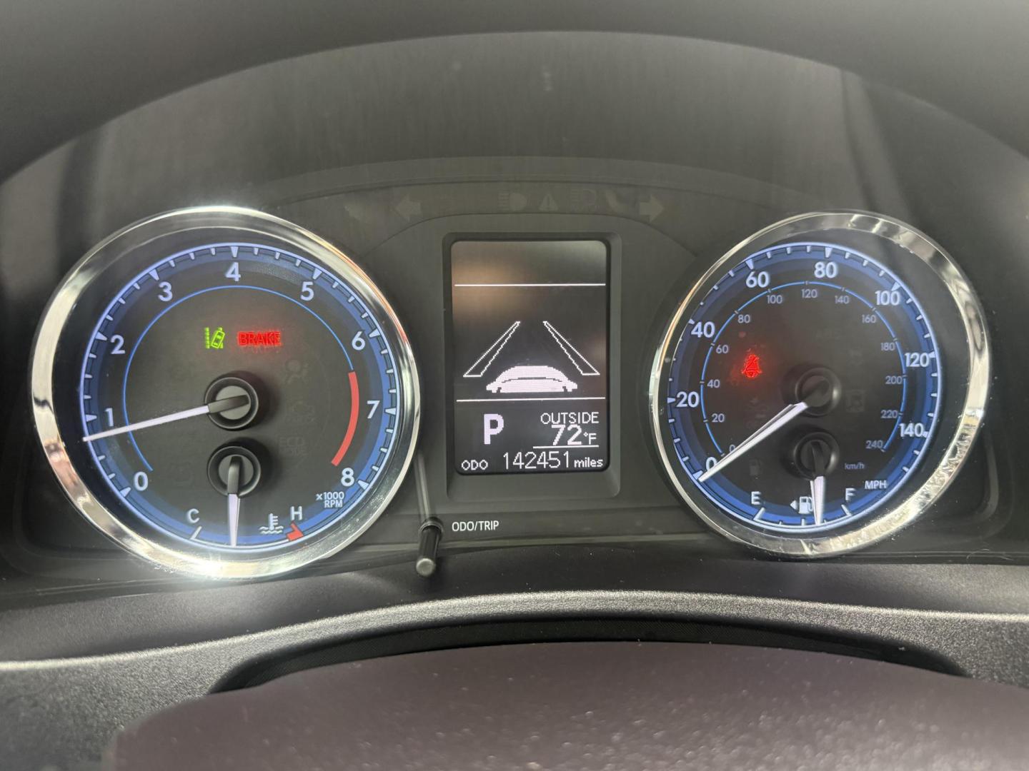 2019 Classic Silver Metallic /Almond, premium cloth Ash/Dark Gray, premium cloth Toyota Corolla 62851 (2T1BURHEXKC) with an 1.8L L4 DOHC 16V engine, Continuously Variable Transmission transmission, located at 2401 E Main St., Grand Prairie, TX, 75050, (972) 262-4440, 32.748981, -96.969643 - Photo#23