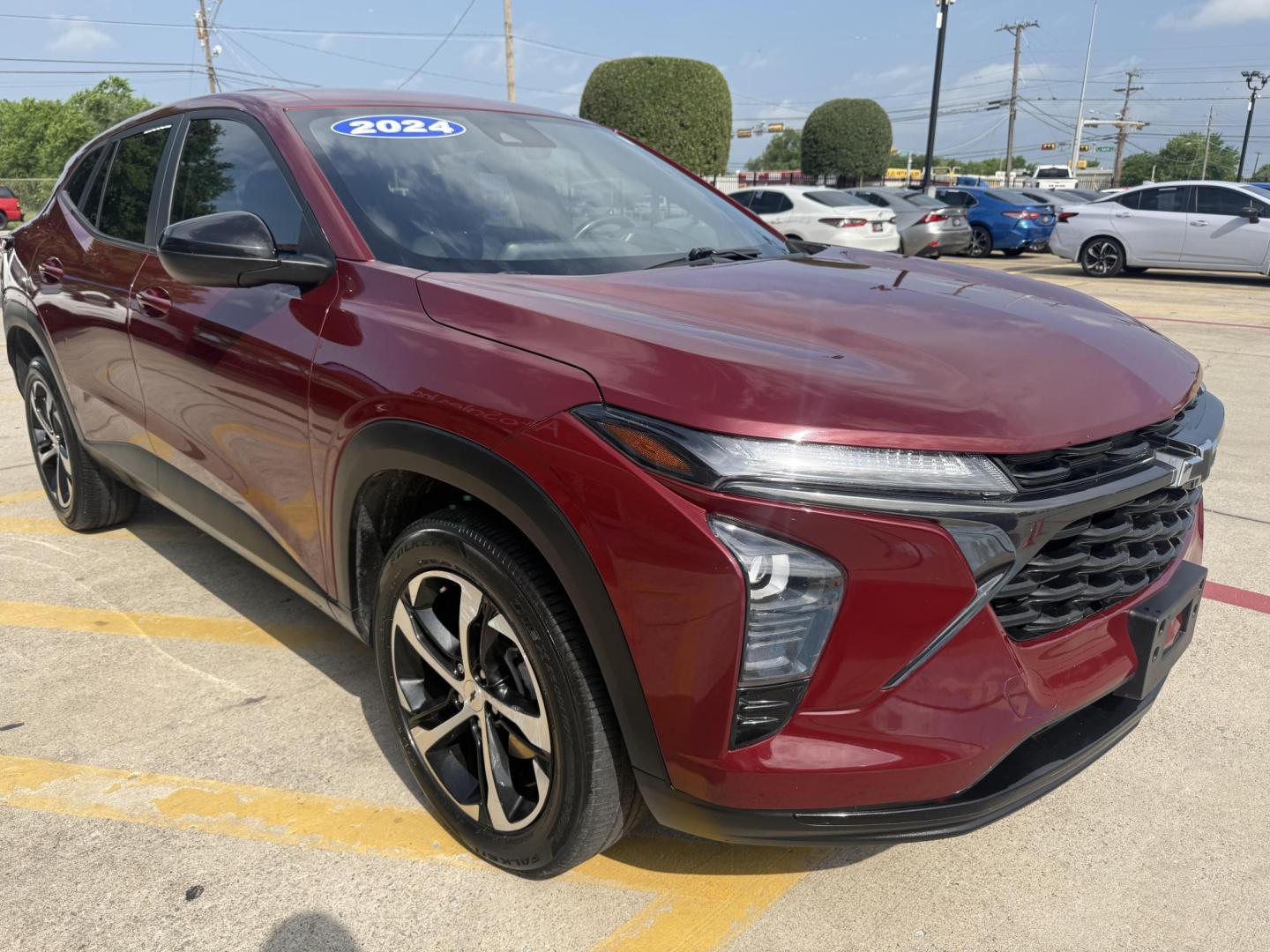 2024 /Jet Black/Gray w/Red Accents Chevrolet Trax 82597 (KL77LGE23RC) with an 1.2L L3 TURBO engine, 6-Speed Automatic transmission, located at 2401 E Main St., Grand Prairie, TX, 75050, (972) 262-4440, 32.748981, -96.969643 - Photo#5