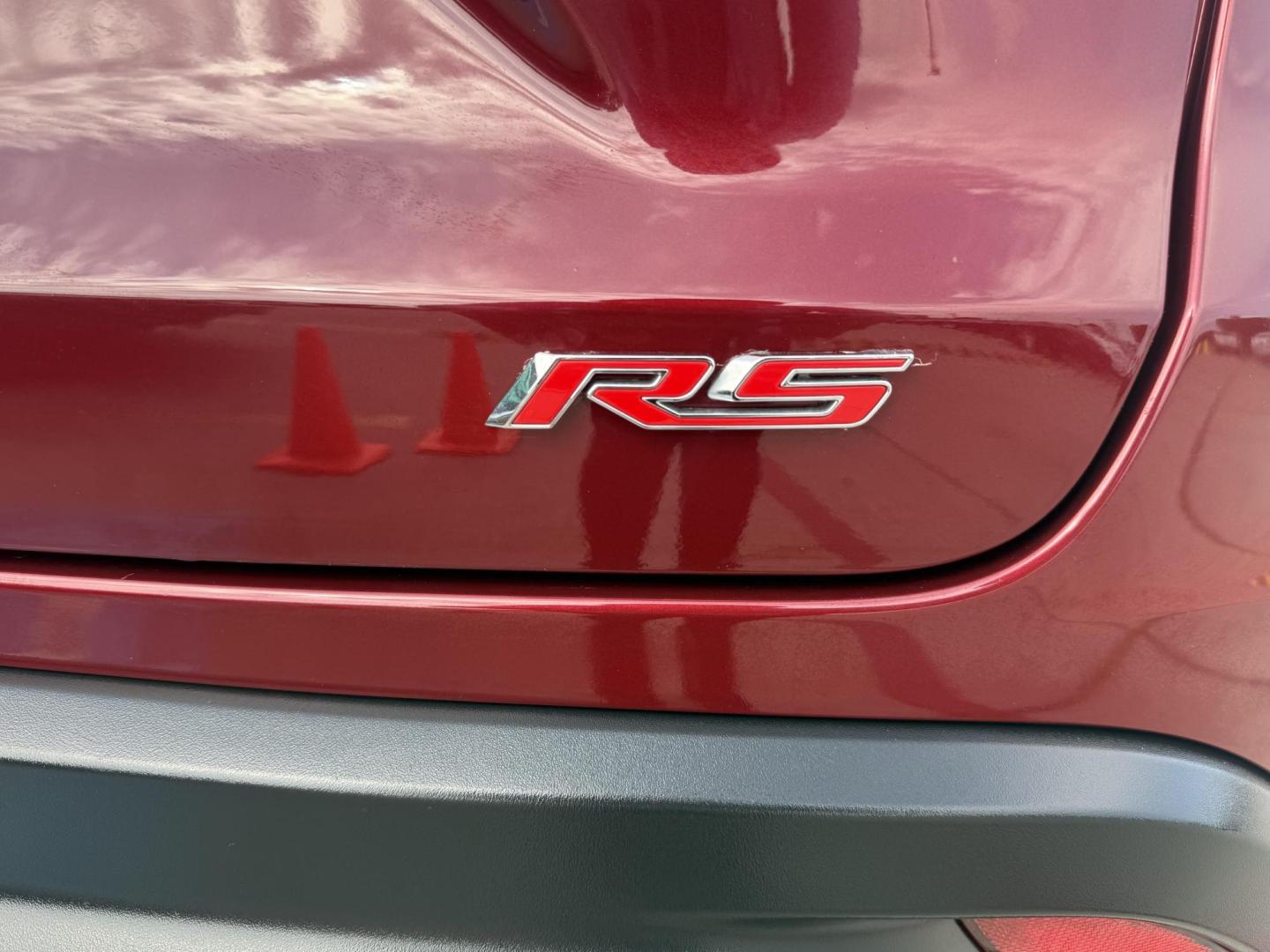 2024 /Jet Black/Gray w/Red Accents Chevrolet Trax 82597 (KL77LGE23RC) with an 1.2L L3 TURBO engine, 6-Speed Automatic transmission, located at 2401 E Main St., Grand Prairie, TX, 75050, (972) 262-4440, 32.748981, -96.969643 - Photo#18