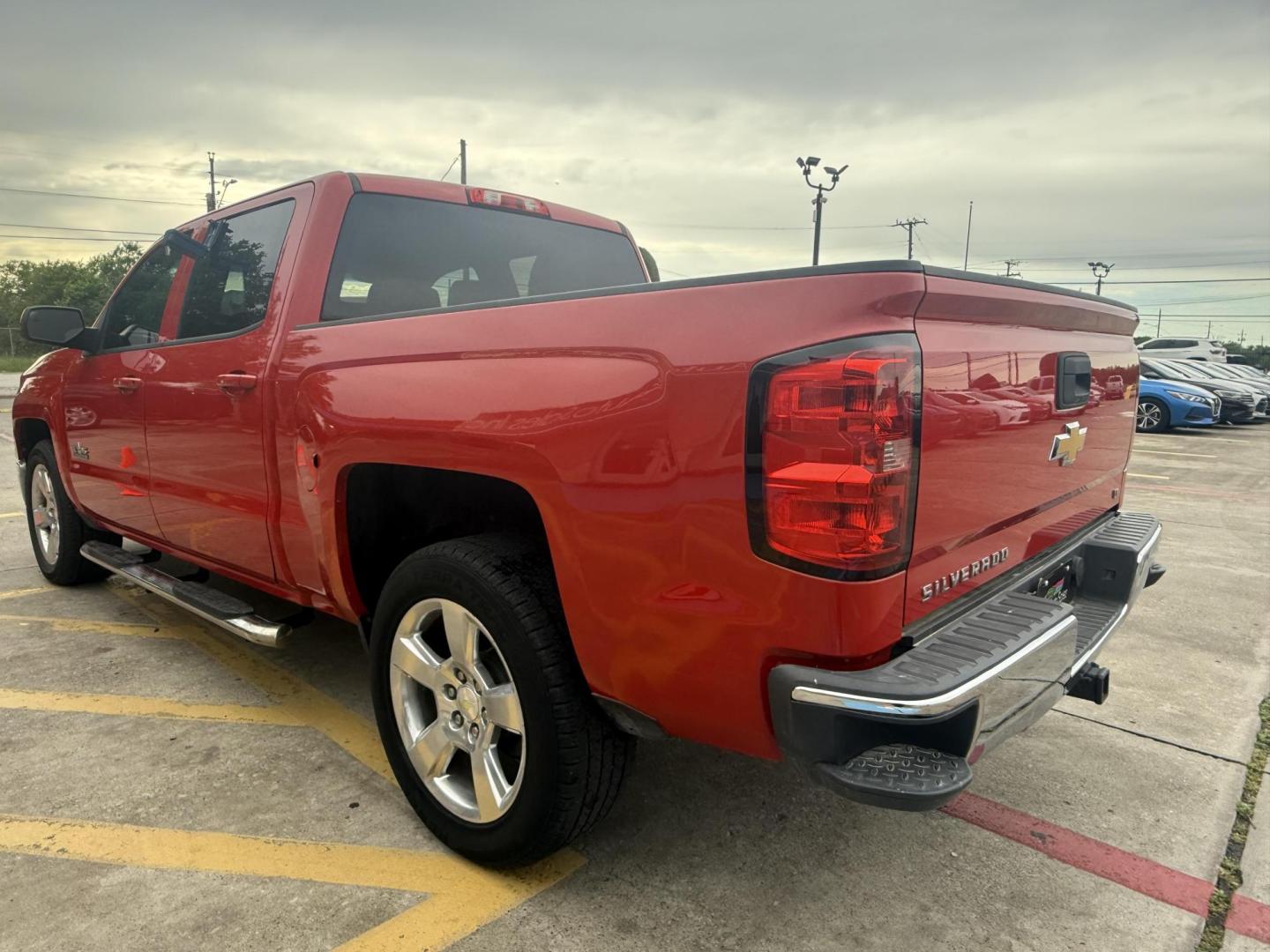 2016 Bright White Clear Coat /Black/Diesel Gray, cloth Black/Diesel Gray, vinyl RAM 1500 53809 (1C6RR7ST4GS) with an 5.7L V8 OHV 16V engine, 8-Speed Automatic transmission, located at 2401 E Main St., Grand Prairie, TX, 75050, (972) 262-4440, 32.748981, -96.969643 - Photo#28