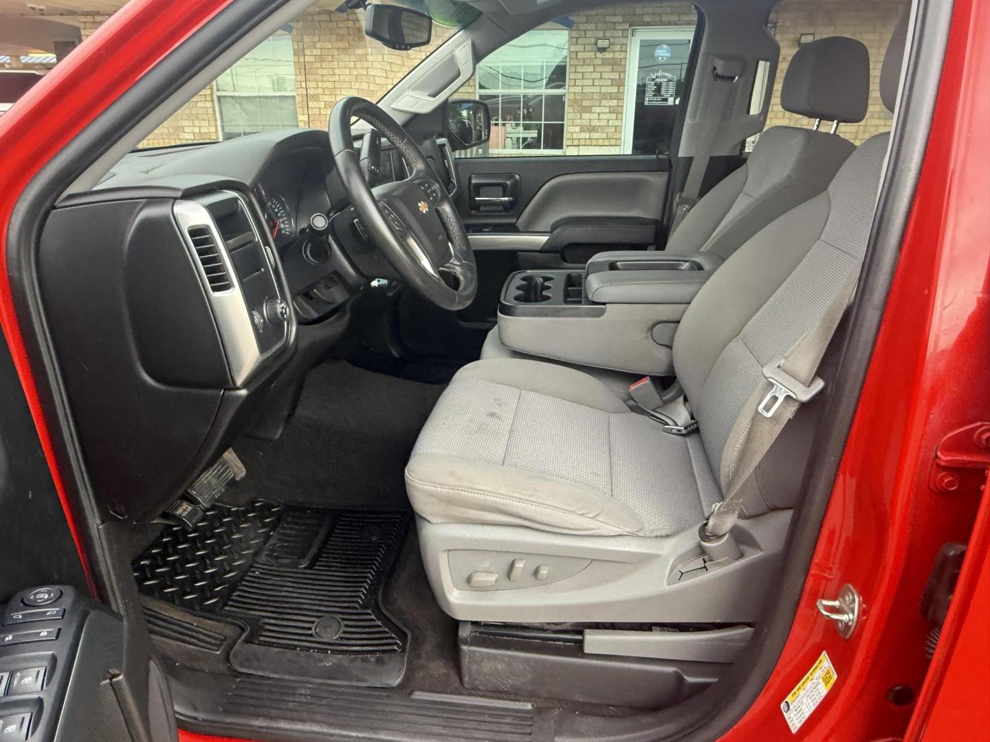 2016 Bright White Clear Coat /Black/Diesel Gray, cloth Black/Diesel Gray, vinyl RAM 1500 53809 (1C6RR7ST4GS) with an 5.7L V8 OHV 16V engine, 8-Speed Automatic transmission, located at 2401 E Main St., Grand Prairie, TX, 75050, (972) 262-4440, 32.748981, -96.969643 - Photo#30