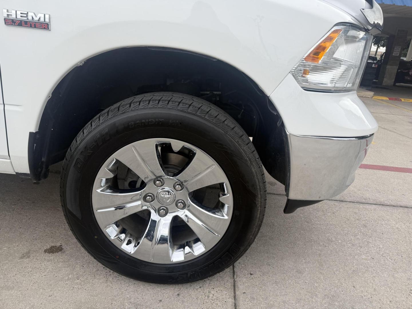 2016 Bright White Clear Coat /Black/Diesel Gray, cloth Black/Diesel Gray, vinyl RAM 1500 53809 (1C6RR7ST4GS) with an 5.7L V8 OHV 16V engine, 8-Speed Automatic transmission, located at 2401 E Main St., Grand Prairie, TX, 75050, (972) 262-4440, 32.748981, -96.969643 - Photo#15