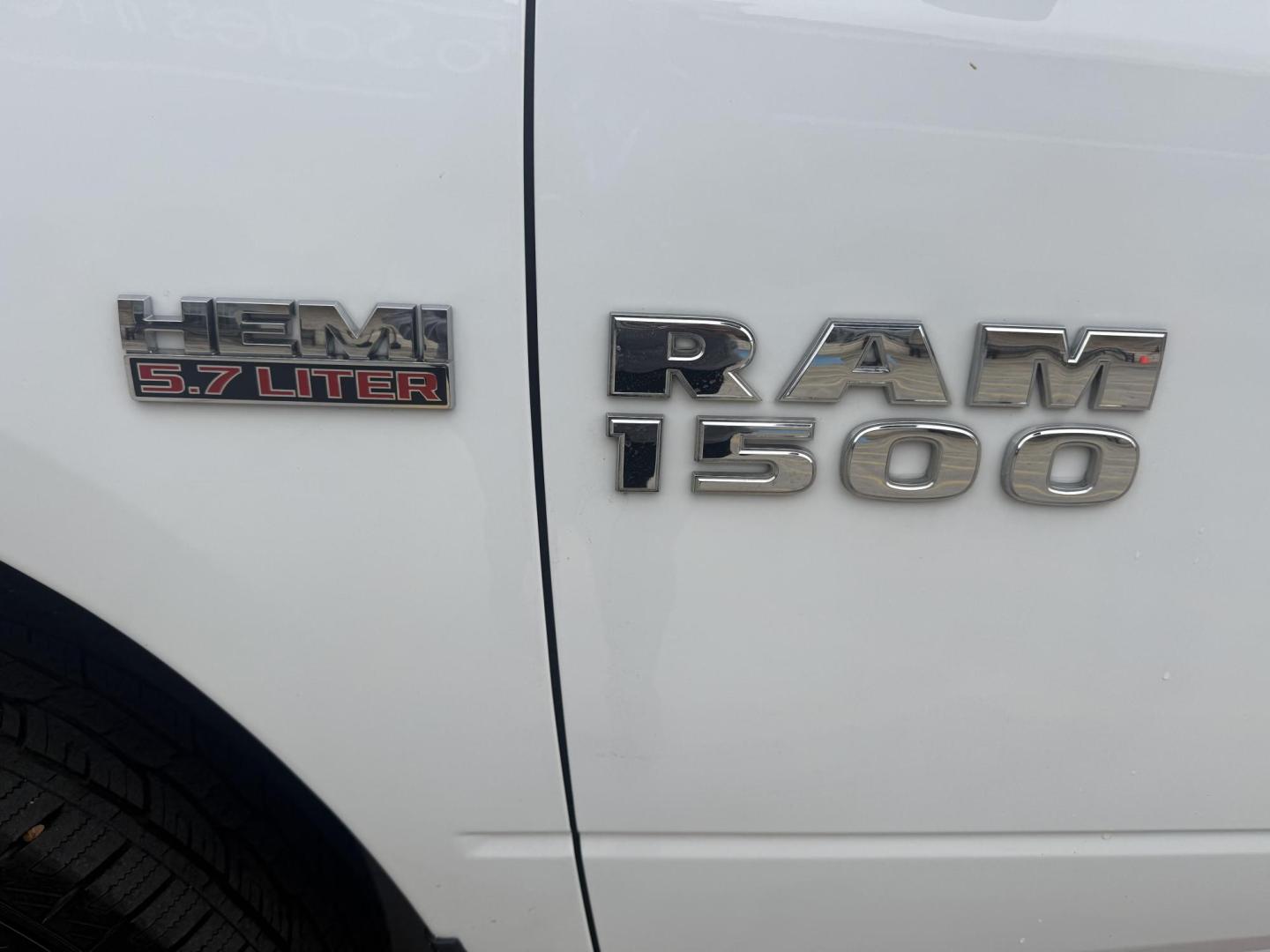 2016 Bright White Clear Coat /Black/Diesel Gray, cloth Black/Diesel Gray, vinyl RAM 1500 53809 (1C6RR7ST4GS) with an 5.7L V8 OHV 16V engine, 8-Speed Automatic transmission, located at 2401 E Main St., Grand Prairie, TX, 75050, (972) 262-4440, 32.748981, -96.969643 - Photo#20