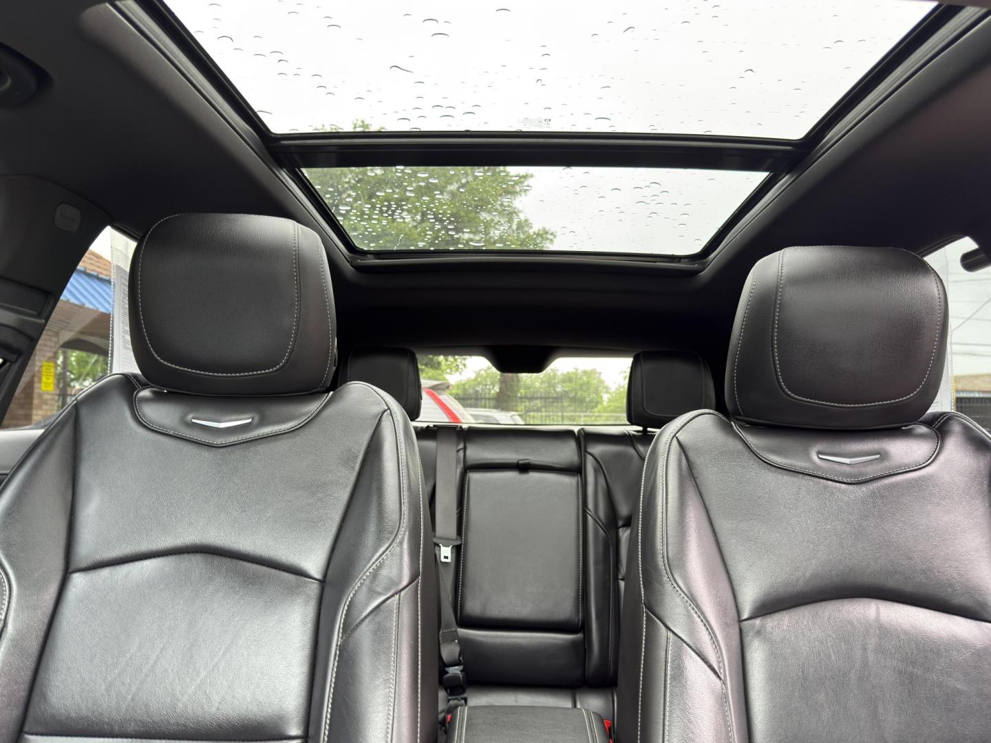 2019 Radiant Silver Metallic /Jet Black, leather Light Platinum/Jet Black, leath Cadillac XT4 62732 (1GYFZDR46KF) with an 2.0L L4 DOHC 16V engine, 9-Speed Automatic transmission, located at 2401 E Main St., Grand Prairie, TX, 75050, (972) 262-4440, 32.748981, -96.969643 - Photo#14