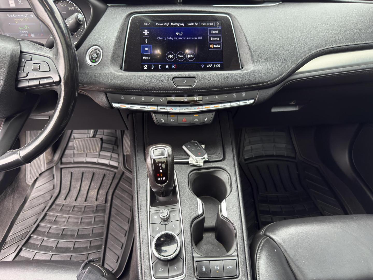 2019 Radiant Silver Metallic /Jet Black, leather Light Platinum/Jet Black, leath Cadillac XT4 62732 (1GYFZDR46KF) with an 2.0L L4 DOHC 16V engine, 9-Speed Automatic transmission, located at 2401 E Main St., Grand Prairie, TX, 75050, (972) 262-4440, 32.748981, -96.969643 - Photo#18