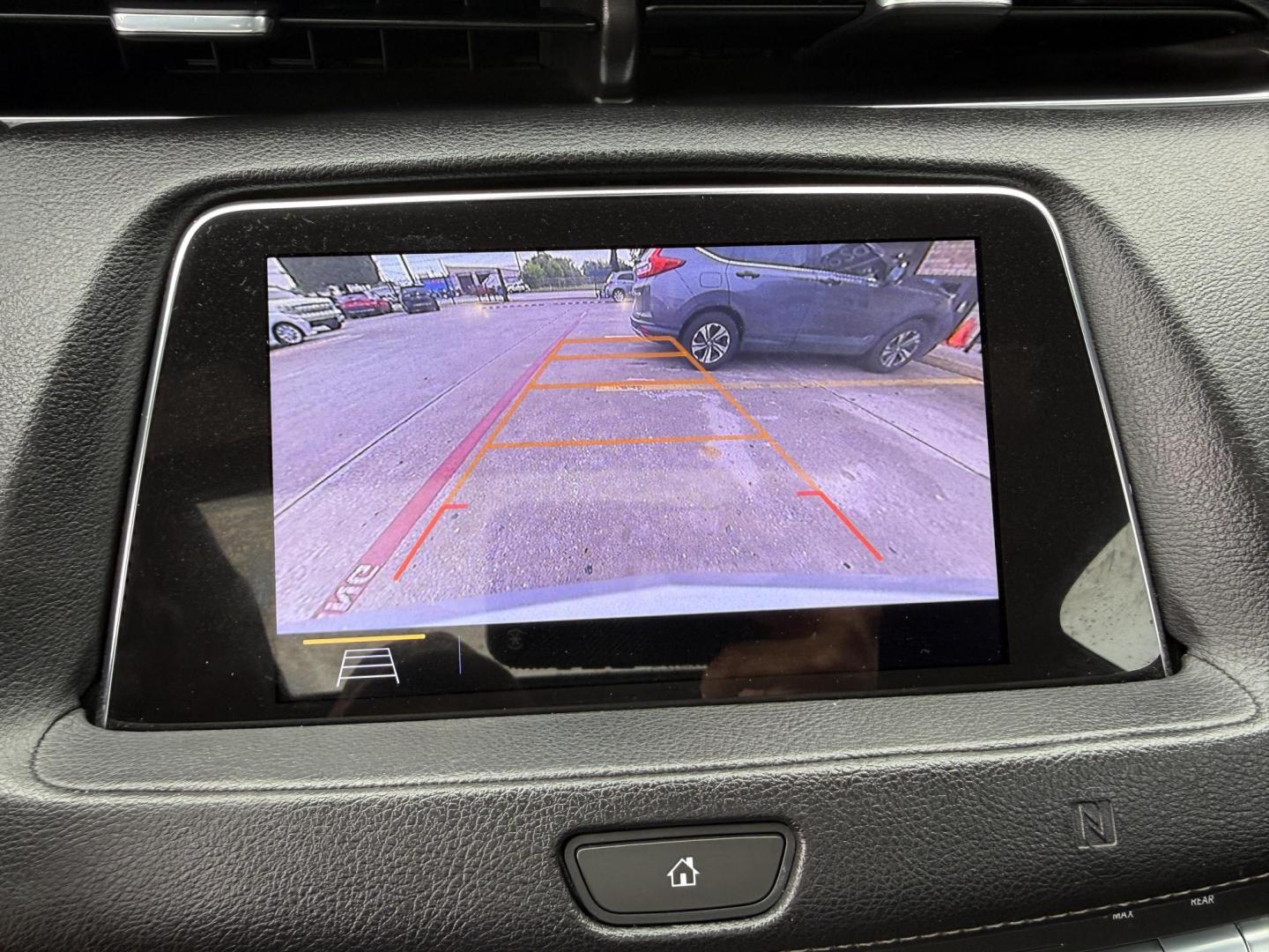 2019 Radiant Silver Metallic /Jet Black, leather Light Platinum/Jet Black, leath Cadillac XT4 62732 (1GYFZDR46KF) with an 2.0L L4 DOHC 16V engine, 9-Speed Automatic transmission, located at 2401 E Main St., Grand Prairie, TX, 75050, (972) 262-4440, 32.748981, -96.969643 - Photo#20