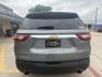 2019 Silver Ice Metallic /Jet Black, premium cloth Chevrolet Traverse 63861 (1GNERFKW5KJ) with an 3.6L V6 DOHC 24V engine, 9-Speed Automatic transmission, located at 2401 E Main St., Grand Prairie, TX, 75050, (972) 262-4440, 32.748981, -96.969643 - Photo#16