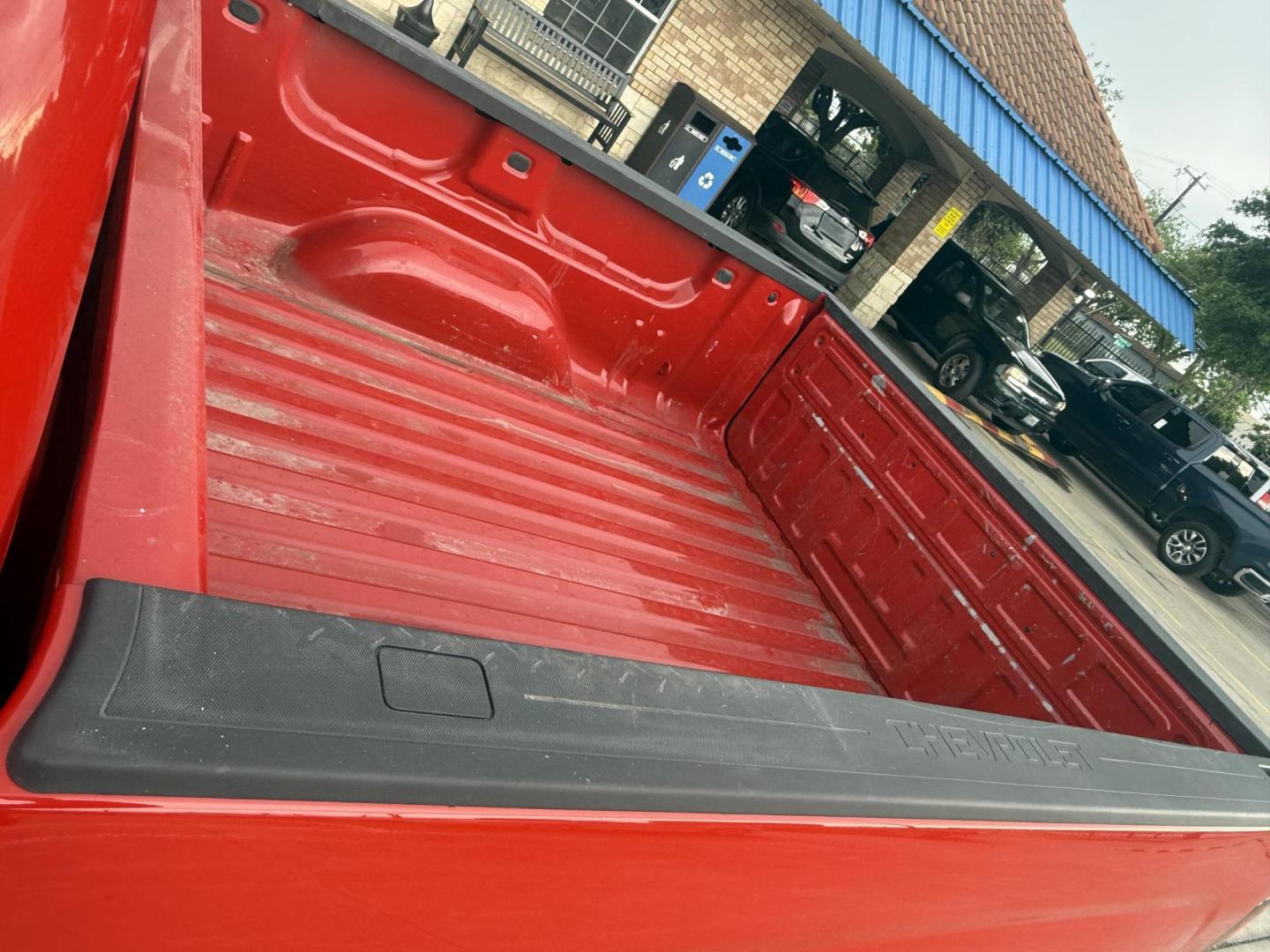 2014 Victory Red /Cocoa/Dune Cocoa/Dune Jet Black Jet Black Jet Blac Chevrolet Silverado 1500 47042 (3GCPCREC7EG) with an 5.3L V8 OHV 16V engine, 6-Speed Automatic transmission, located at 2401 E Main St., Grand Prairie, TX, 75050, (972) 262-4440, 32.748981, -96.969643 - Photo#5