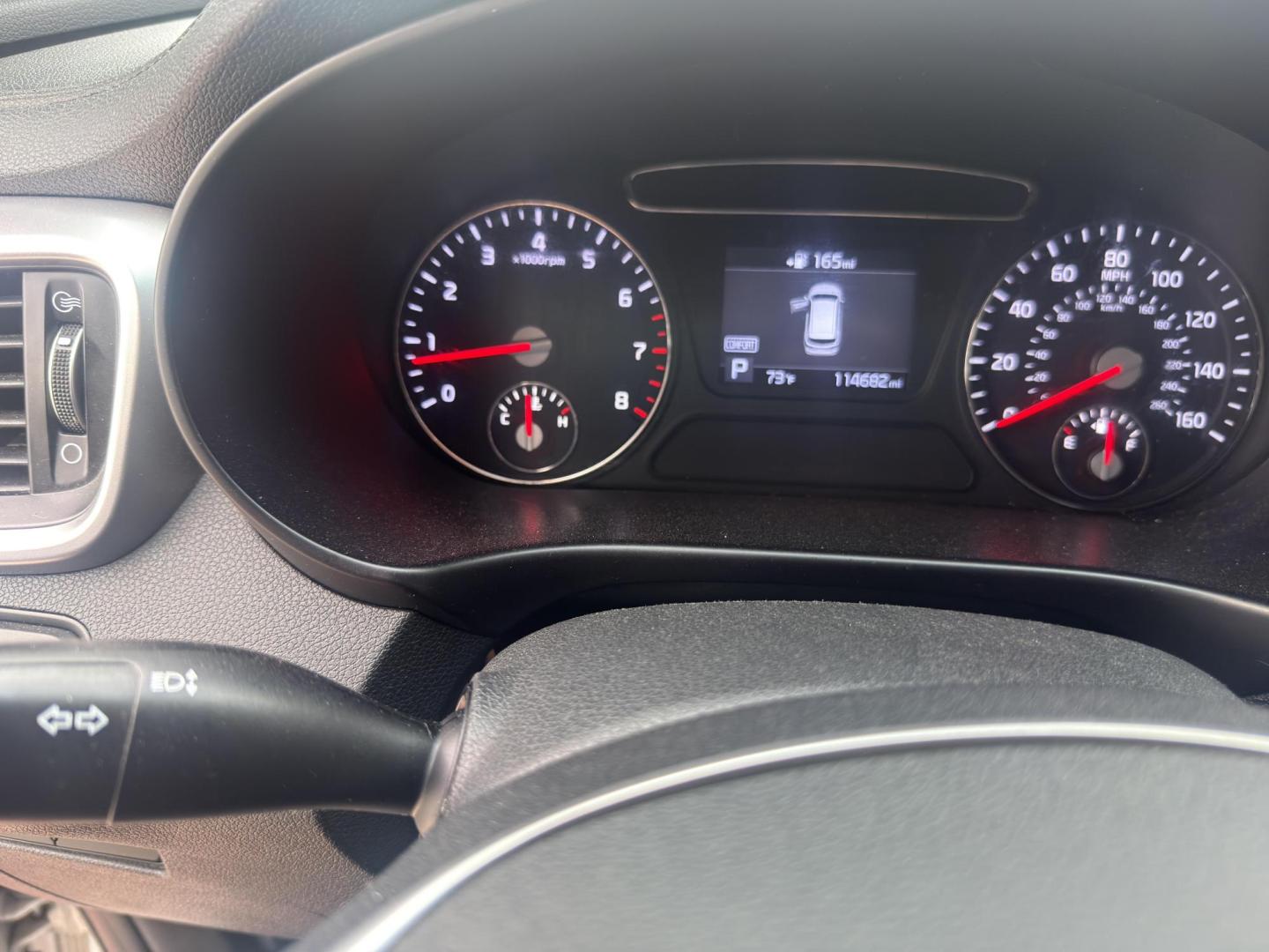 2020 Everlasting Silver /Satin Black, leather Stone Beige, leather Kia Sorento 72484 (5XYPGDA50LG) with an 3.3L V6 DOHC 24V engine, 8-Speed Automatic transmission, located at 2401 E Main St., Grand Prairie, TX, 75050, (972) 262-4440, 32.748981, -96.969643 - Photo#16