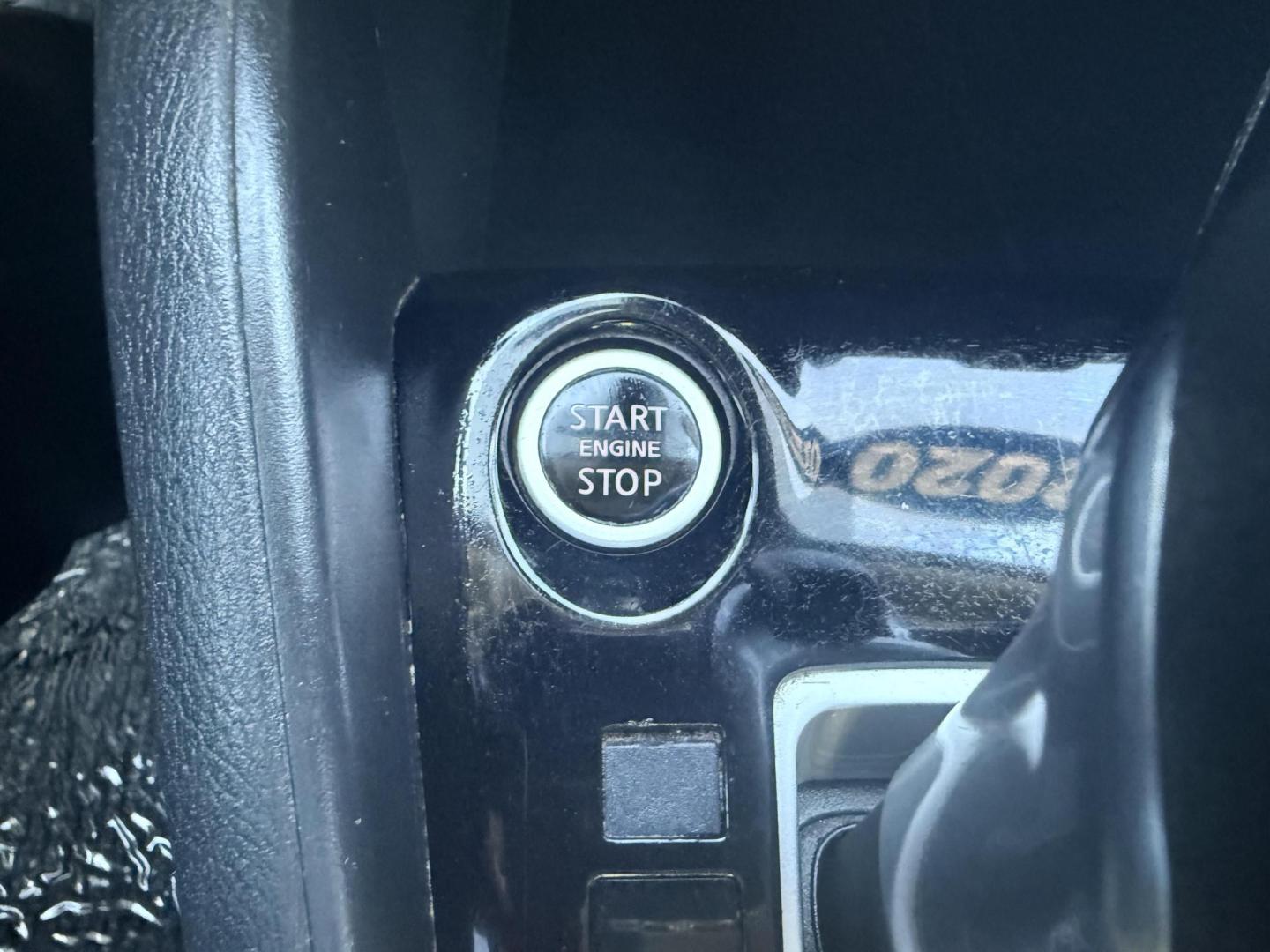 2020 Brilliant Silver Metallic /Graphite, premium cloth Nissan Versa 70760 (3N1CN8EV2LL) with an 1.6L L4 DOHC 16V engine, Continuously Variable Transmission transmission, located at 2401 E Main St., Grand Prairie, TX, 75050, (972) 262-4440, 32.748981, -96.969643 - Photo#2