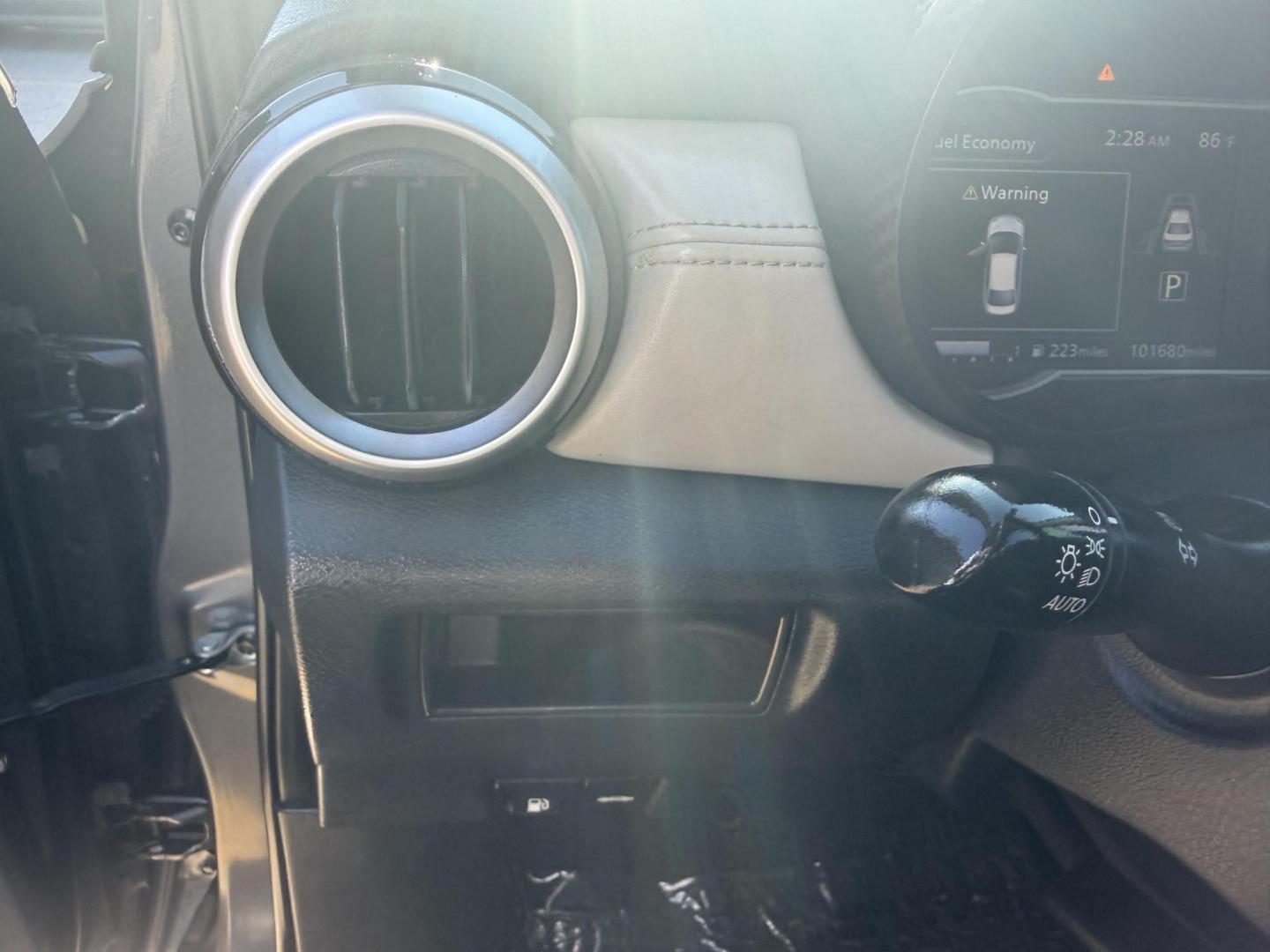 2020 Brilliant Silver Metallic /Graphite, premium cloth Nissan Versa 70760 (3N1CN8EV2LL) with an 1.6L L4 DOHC 16V engine, Continuously Variable Transmission transmission, located at 2401 E Main St., Grand Prairie, TX, 75050, (972) 262-4440, 32.748981, -96.969643 - Photo#13