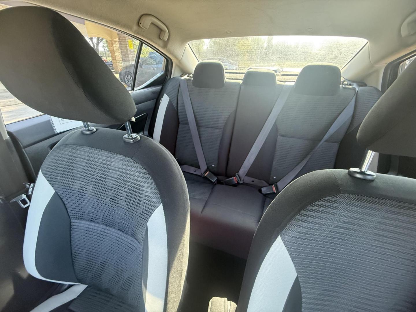 2020 Brilliant Silver Metallic /Graphite, premium cloth Nissan Versa 70760 (3N1CN8EV2LL) with an 1.6L L4 DOHC 16V engine, Continuously Variable Transmission transmission, located at 2401 E Main St., Grand Prairie, TX, 75050, (972) 262-4440, 32.748981, -96.969643 - Photo#18