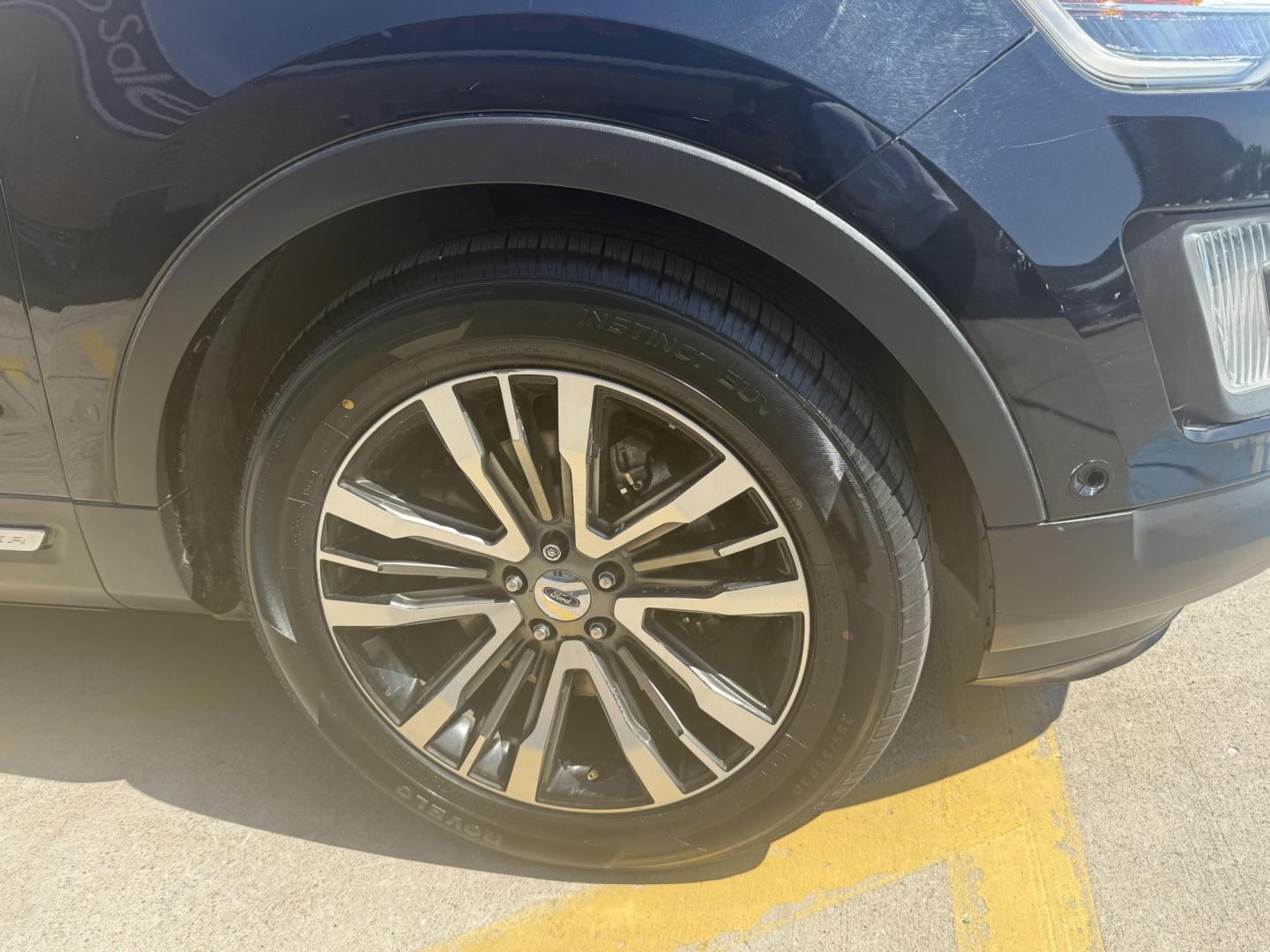 2016 Absolute Black /Medium Soft Ceramic, premium leather Ford Explorer 51920 (1FM5K8HT6GG) with an 3.5L V6 DOHC 24V engine, 6-Speed Automatic transmission, located at 2401 E Main St., Grand Prairie, TX, 75050, (972) 262-4440, 32.748981, -96.969643 - Photo#35
