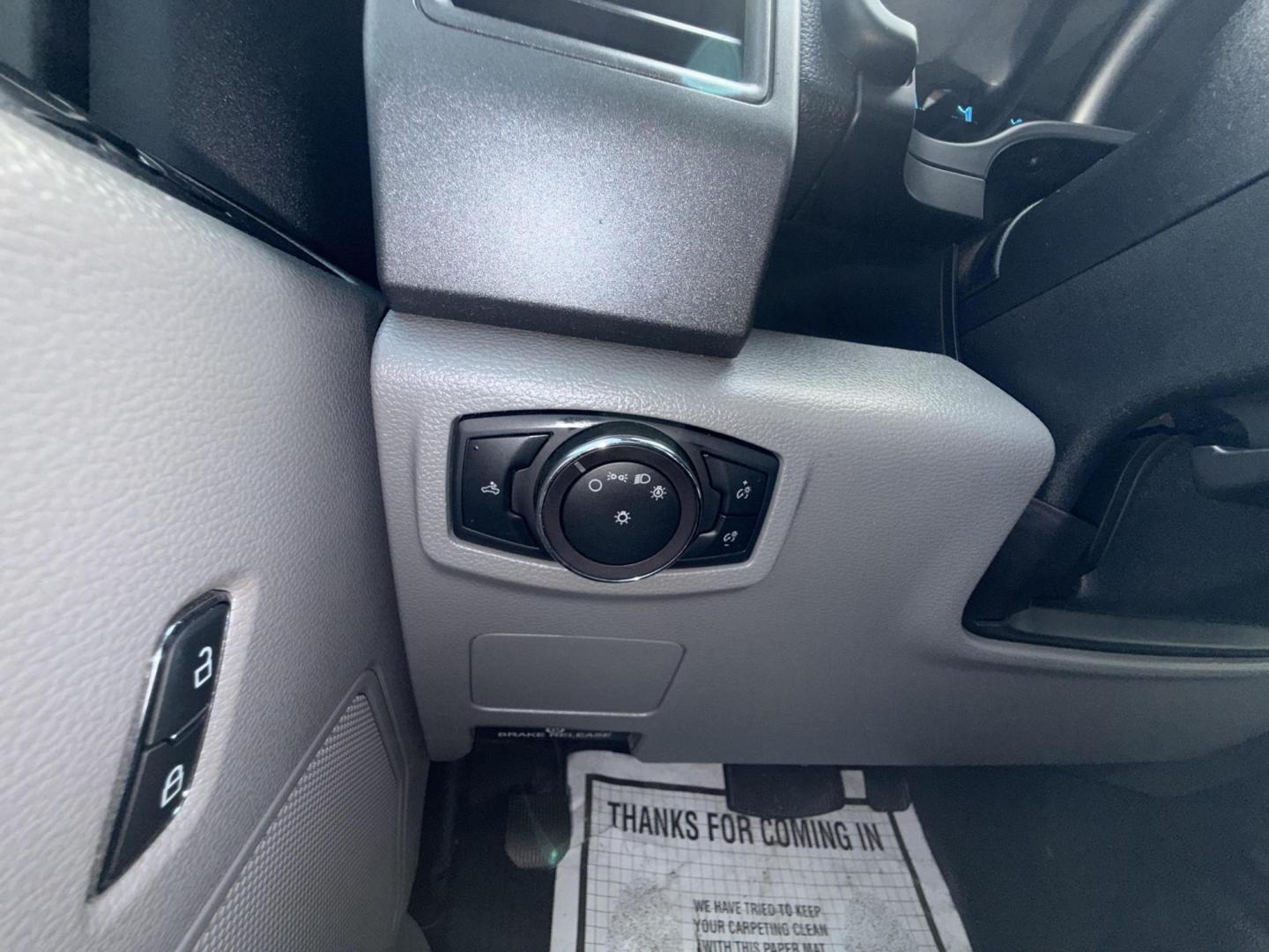 2019 Silver Spruce /Medium Earth Gray (Fleet), cloth Medium Earth Gray Ford F-350 SD 62630 (1FT8X3A60KE) with an 6.2L V8 OHV 16V engine, 6-Speed Automatic transmission, located at 2401 E Main St., Grand Prairie, TX, 75050, (972) 262-4440, 32.748981, -96.969643 - Photo#15