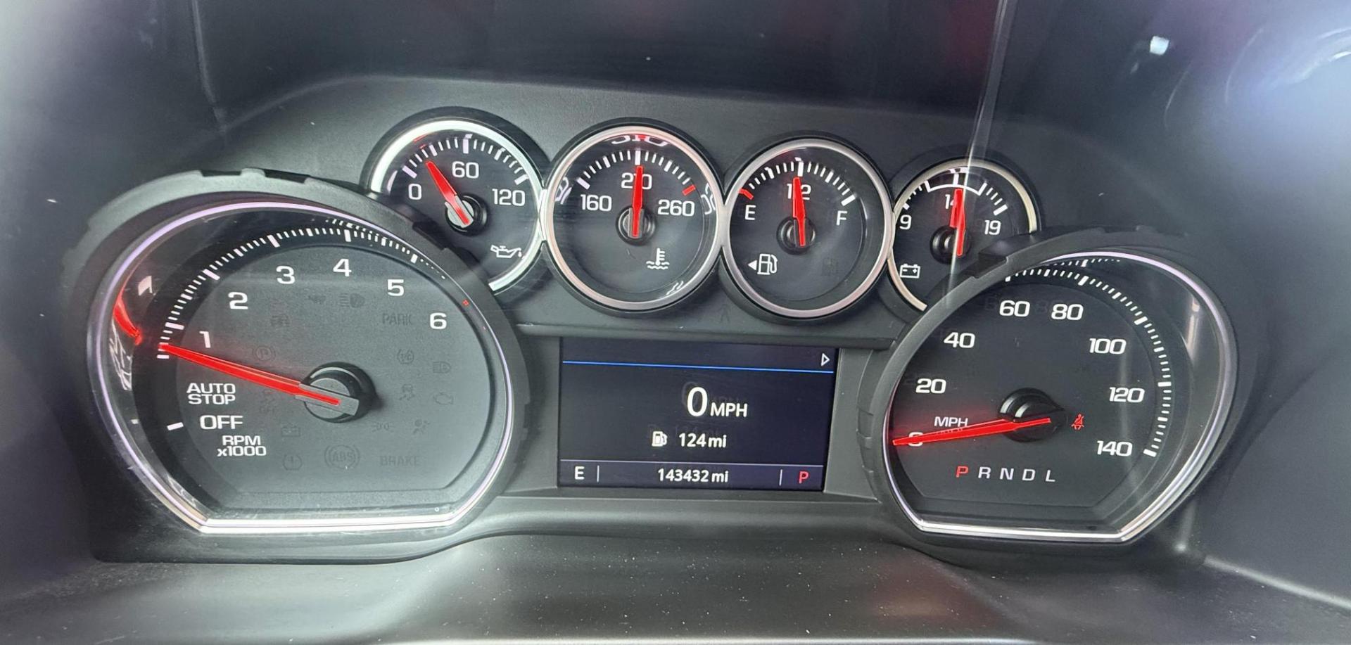 2021 Red Hot /Gideon/Very Dark Atmosphere, cloth Gideon/Very Dar Chevrolet Silverado 1500 74658 (1GCPWDEKXMZ) with an 2.7L L4 DOHC 16V TURBO engine, 6-Speed Automatic transmission, located at 2401 E Main St., Grand Prairie, TX, 75050, (972) 262-4440, 32.748981, -96.969643 - Photo#13
