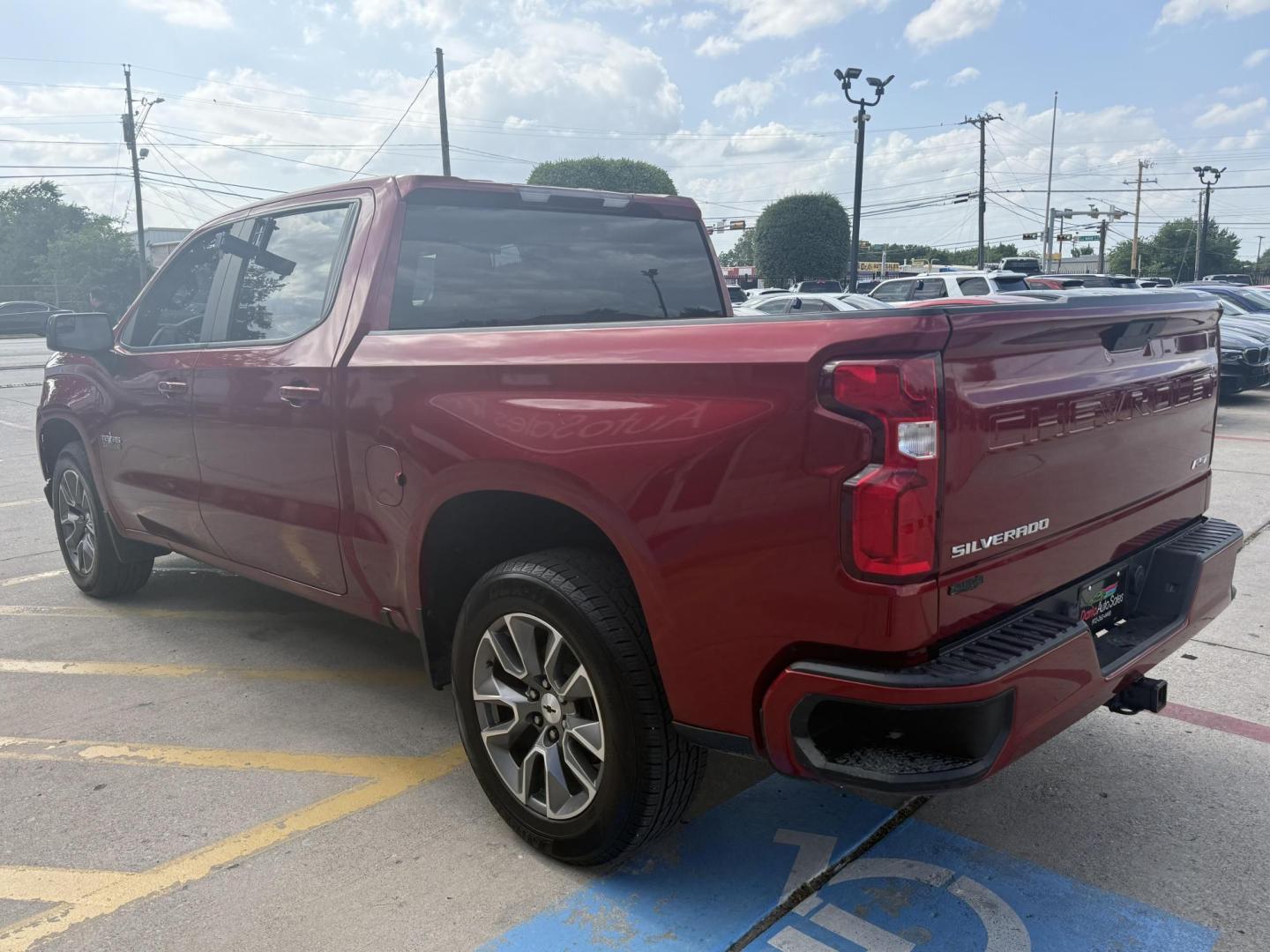 2021 Red Hot /Gideon/Very Dark Atmosphere, cloth Gideon/Very Dar Chevrolet Silverado 1500 74658 (1GCPWDEKXMZ) with an 2.7L L4 DOHC 16V TURBO engine, 6-Speed Automatic transmission, located at 2401 E Main St., Grand Prairie, TX, 75050, (972) 262-4440, 32.748981, -96.969643 - Photo#29