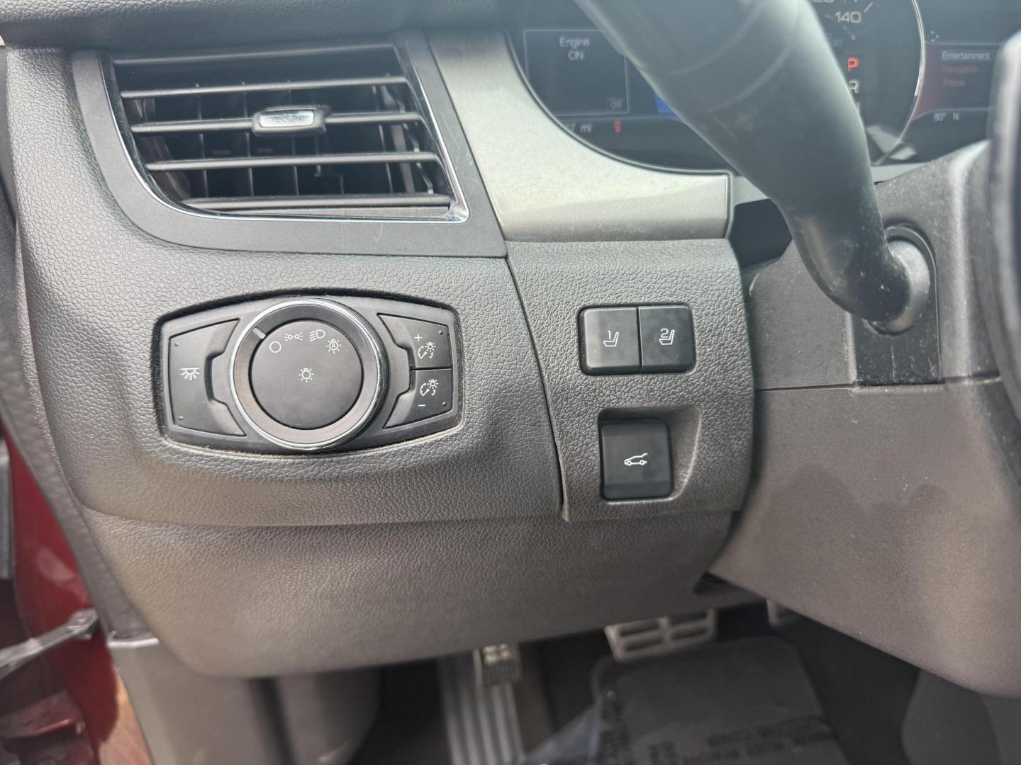 2014 Sunset Metallic /Charcoal Blk/Silver Smoke Ford Edge 47563 (2FMDK3AK2EB) with an 3.7L V6 DOHC 24V engine, 6-Speed Automatic transmission, located at 2401 E Main St., Grand Prairie, TX, 75050, (972) 262-4440, 32.748981, -96.969643 - Photo#7
