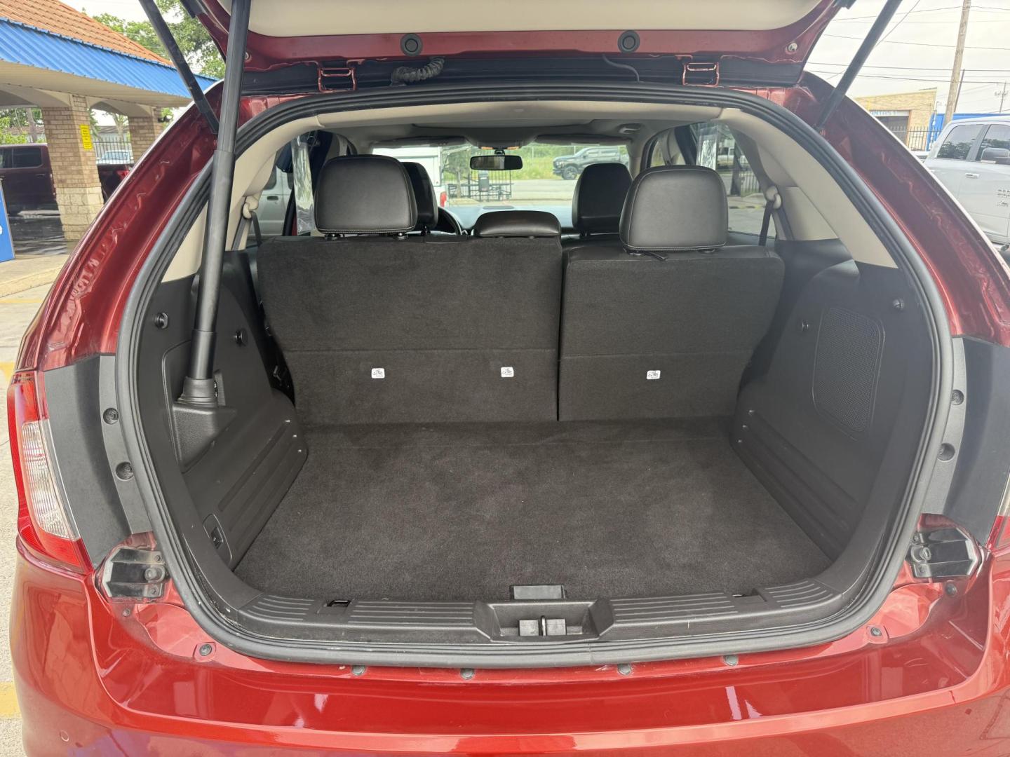 2014 Sunset Metallic /Charcoal Blk/Silver Smoke Ford Edge 47563 (2FMDK3AK2EB) with an 3.7L V6 DOHC 24V engine, 6-Speed Automatic transmission, located at 2401 E Main St., Grand Prairie, TX, 75050, (972) 262-4440, 32.748981, -96.969643 - Photo#12