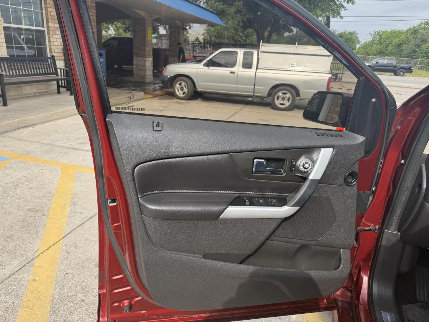 2014 Sunset Metallic /Charcoal Blk/Silver Smoke Ford Edge 47563 (2FMDK3AK2EB) with an 3.7L V6 DOHC 24V engine, 6-Speed Automatic transmission, located at 2401 E Main St., Grand Prairie, TX, 75050, (972) 262-4440, 32.748981, -96.969643 - Photo#13
