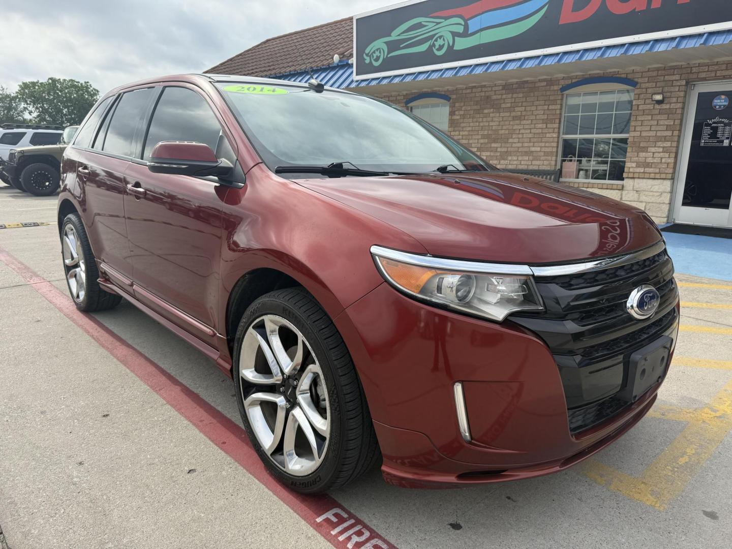 2014 Sunset Metallic /Charcoal Blk/Silver Smoke Ford Edge 47563 (2FMDK3AK2EB) with an 3.7L V6 DOHC 24V engine, 6-Speed Automatic transmission, located at 2401 E Main St., Grand Prairie, TX, 75050, (972) 262-4440, 32.748981, -96.969643 - Photo#17