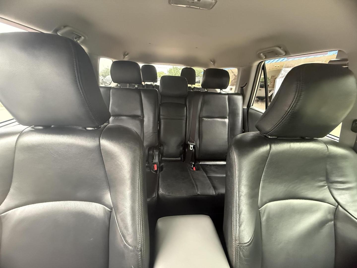 2013 Classic Silver Metallic /Black/Graphite Cloth Interior Black/Graphite Leath Toyota 4Runner 45977 (JTEZU5JR7D5) with an 4.0L V6 DOHC 24V engine, 5-Speed Automatic transmission, located at 2401 E Main St., Grand Prairie, TX, 75050, (972) 262-4440, 32.748981, -96.969643 - Photo#7