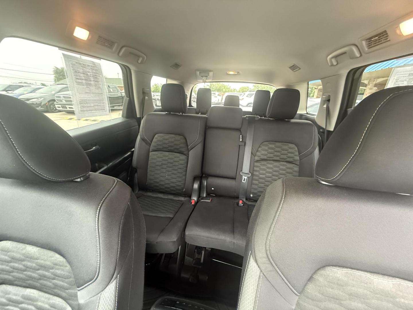 2022 Brilliant Silver Metallic /Charcoal Nissan Pathfinder 76644 (5N1DR3AA0NC) with an 3.5L V6 DOHC 24V engine, Continuously Variable Transmission transmission, located at 2401 E Main St., Grand Prairie, TX, 75050, (972) 262-4440, 32.748981, -96.969643 - Photo#25