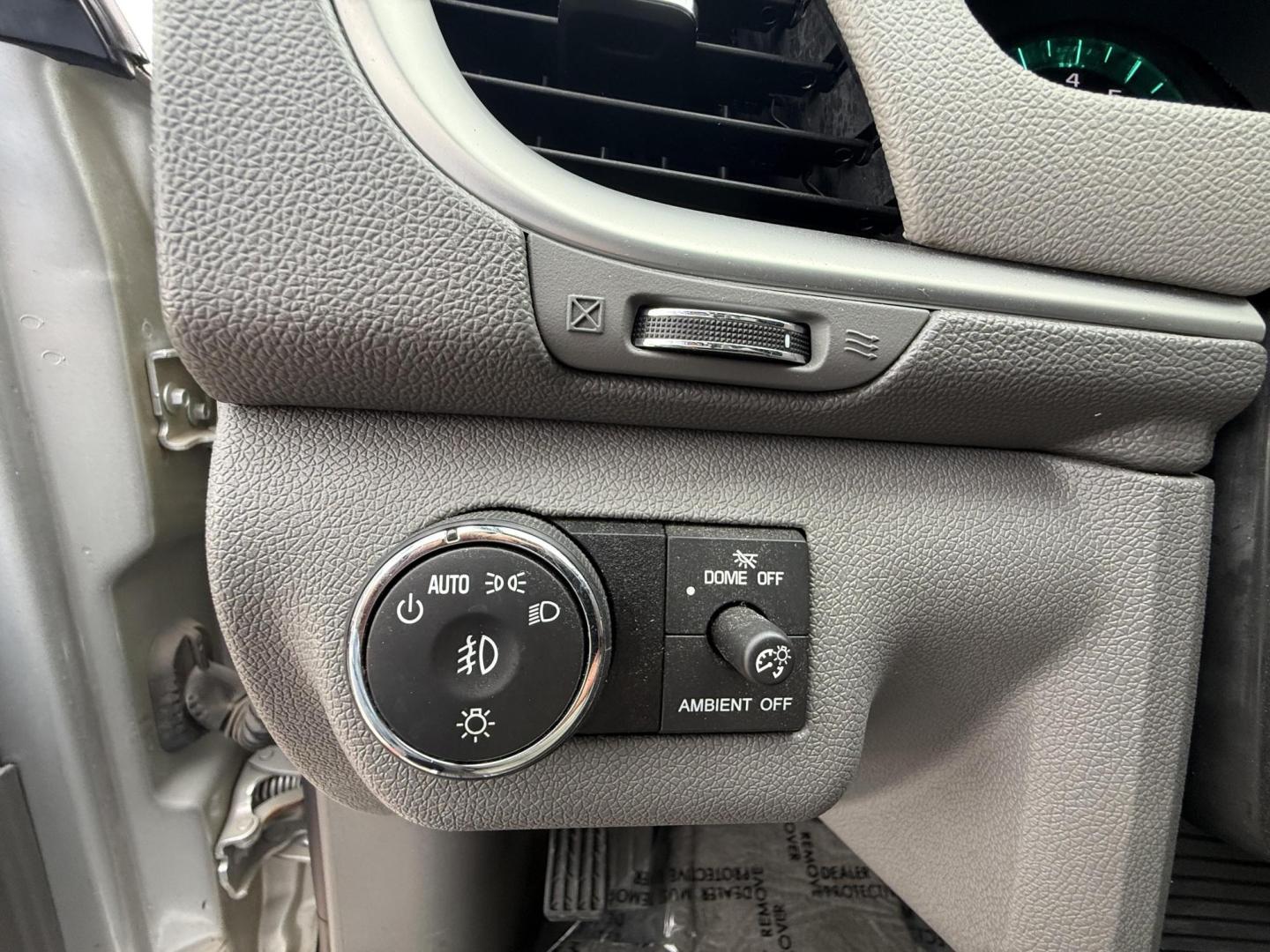 2017 Silver Ice Metallic /Dark Titanium / Light Titanium, leather Dark Titan Chevrolet Traverse 54947 (1GNKRHKDXHJ) with an 3.6L V6 DOHC 24V engine, 6-Speed Automatic transmission, located at 2401 E Main St., Grand Prairie, TX, 75050, (972) 262-4440, 32.748981, -96.969643 - Photo#11